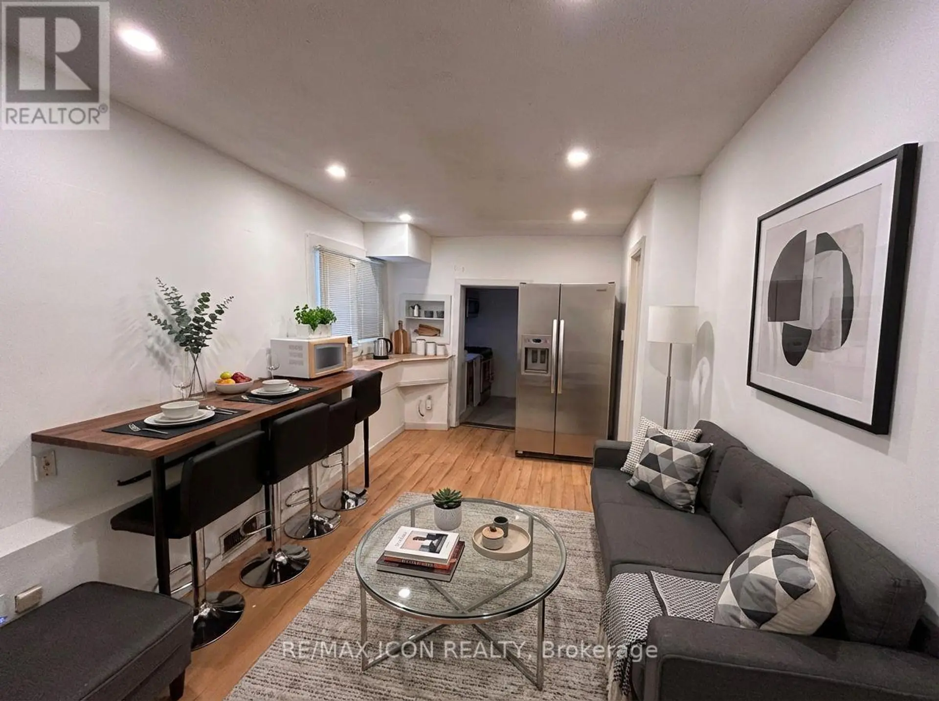 565 SOUTH STREET S - Image 6