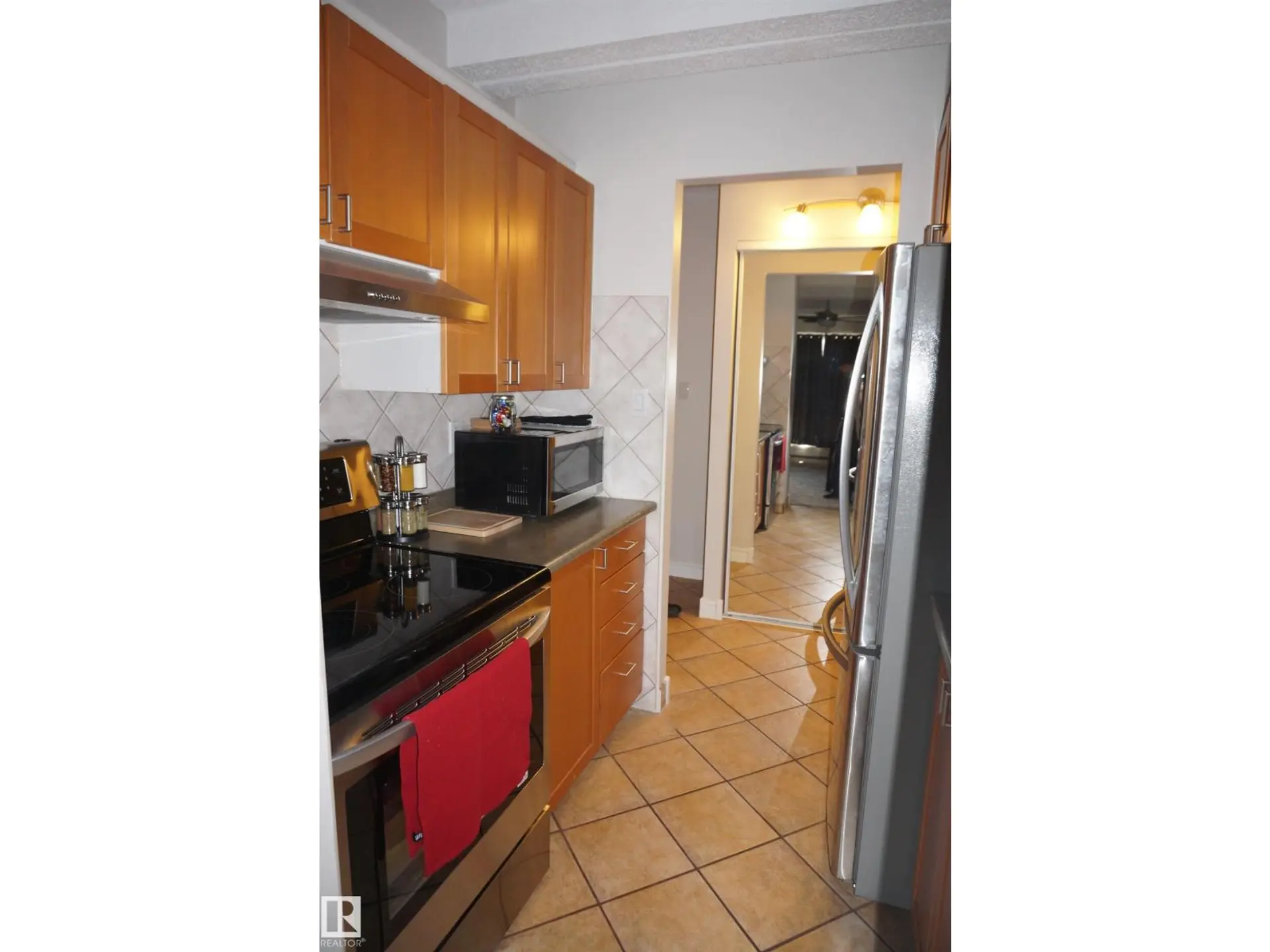 #1703 9918 101 ST NW - Image 11