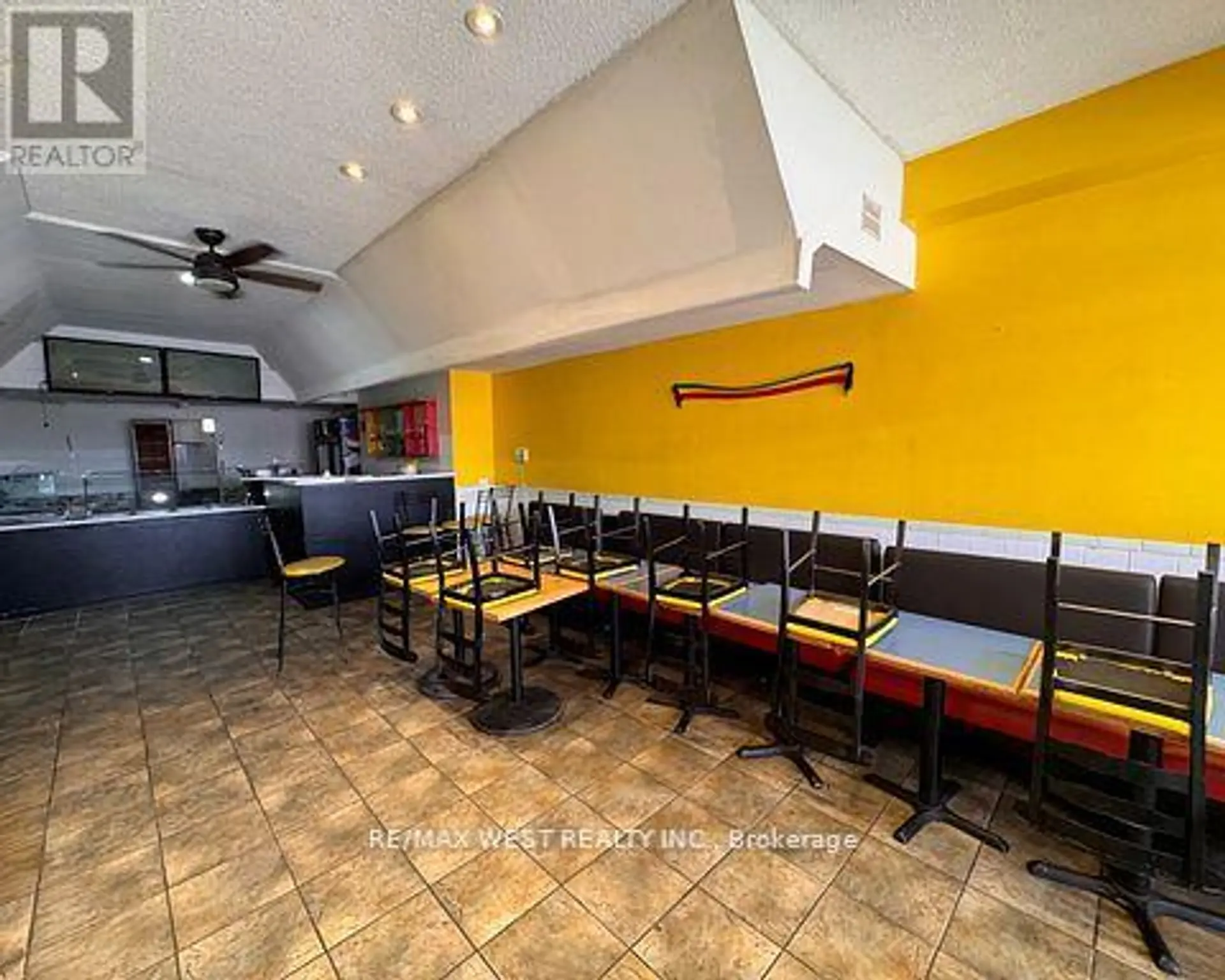 477 OAKWOOD AVENUE - Image 2