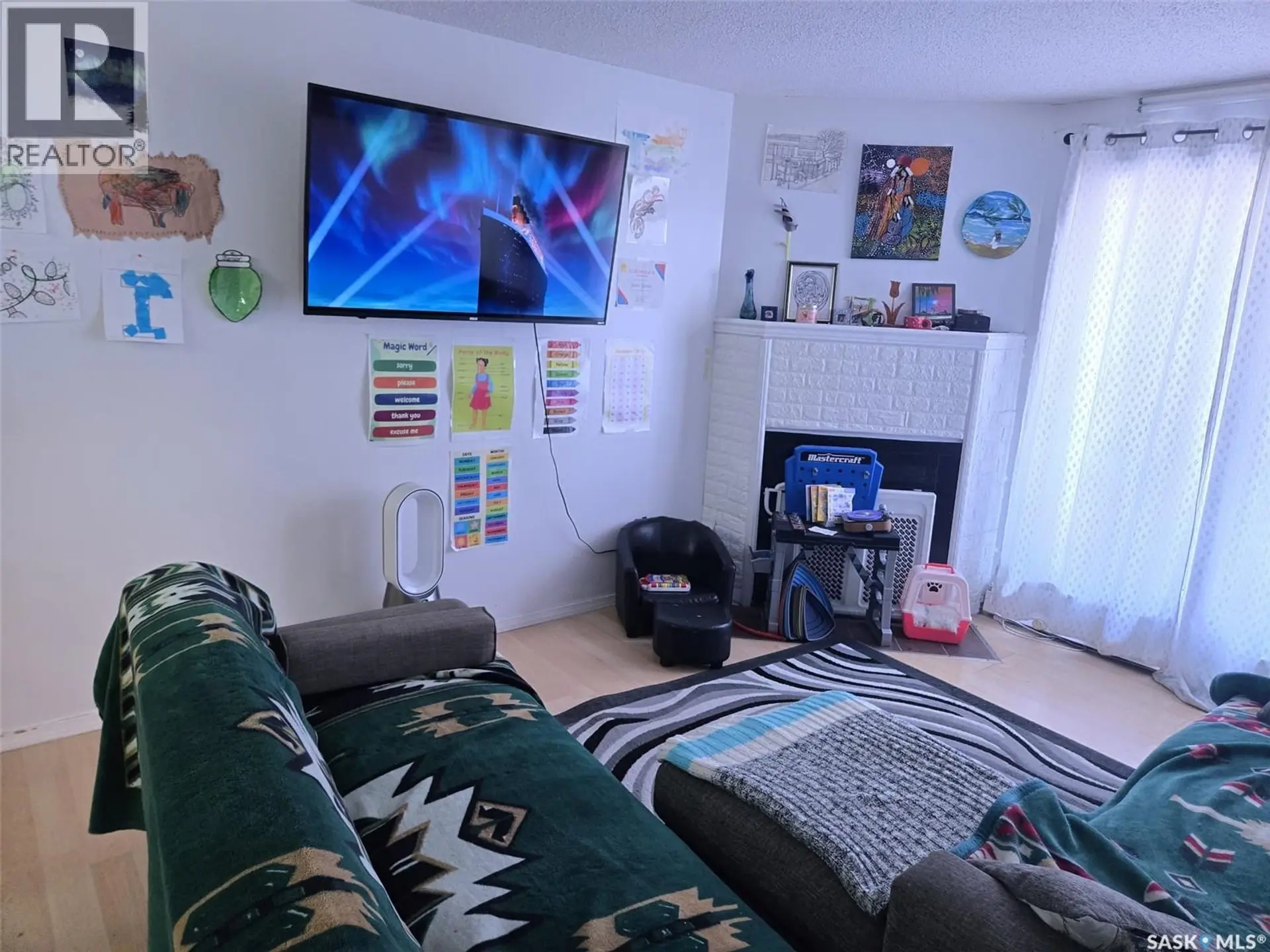 #115A 4040 8th STREET E - Image 6