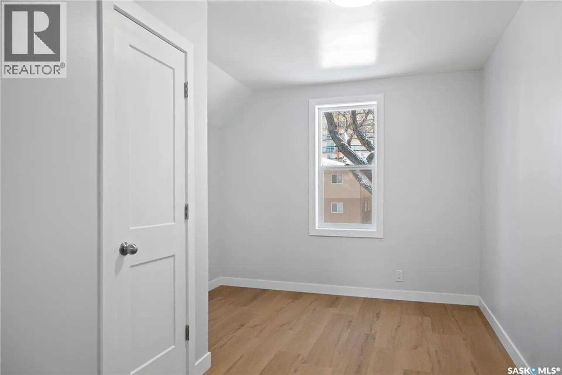 2111 OSLER STREET - Image 12