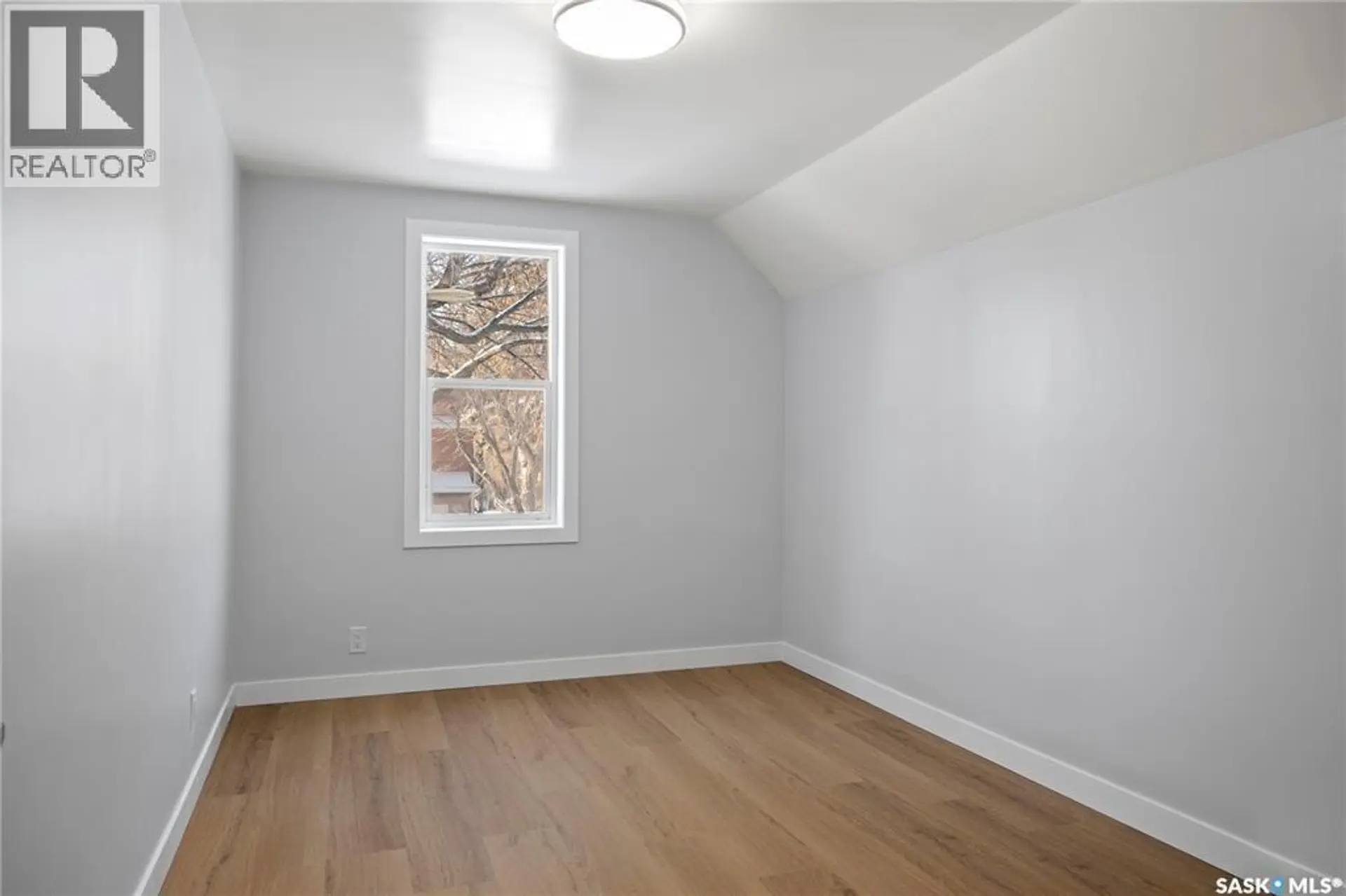 2111 OSLER STREET - Image 11