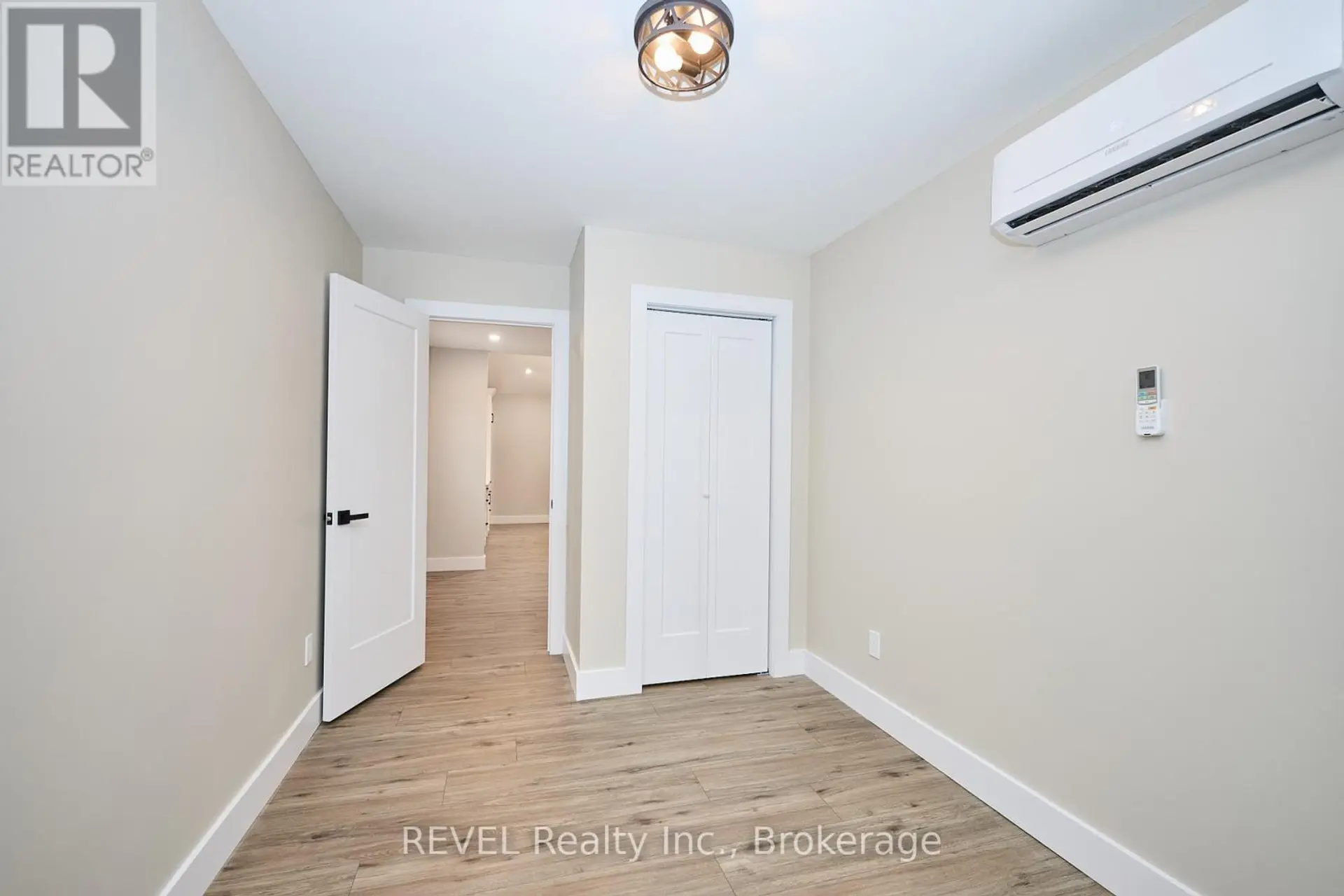 406 HENNEPIN AVENUE - Image 18