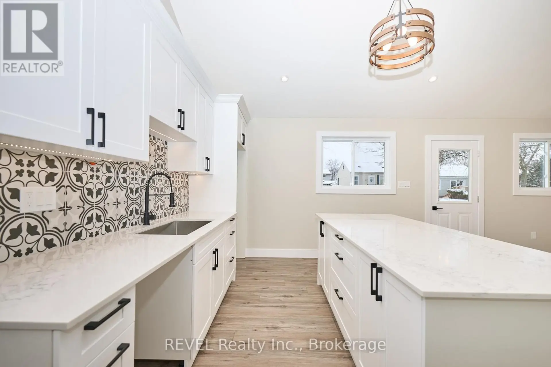 406 HENNEPIN AVENUE - Image 7