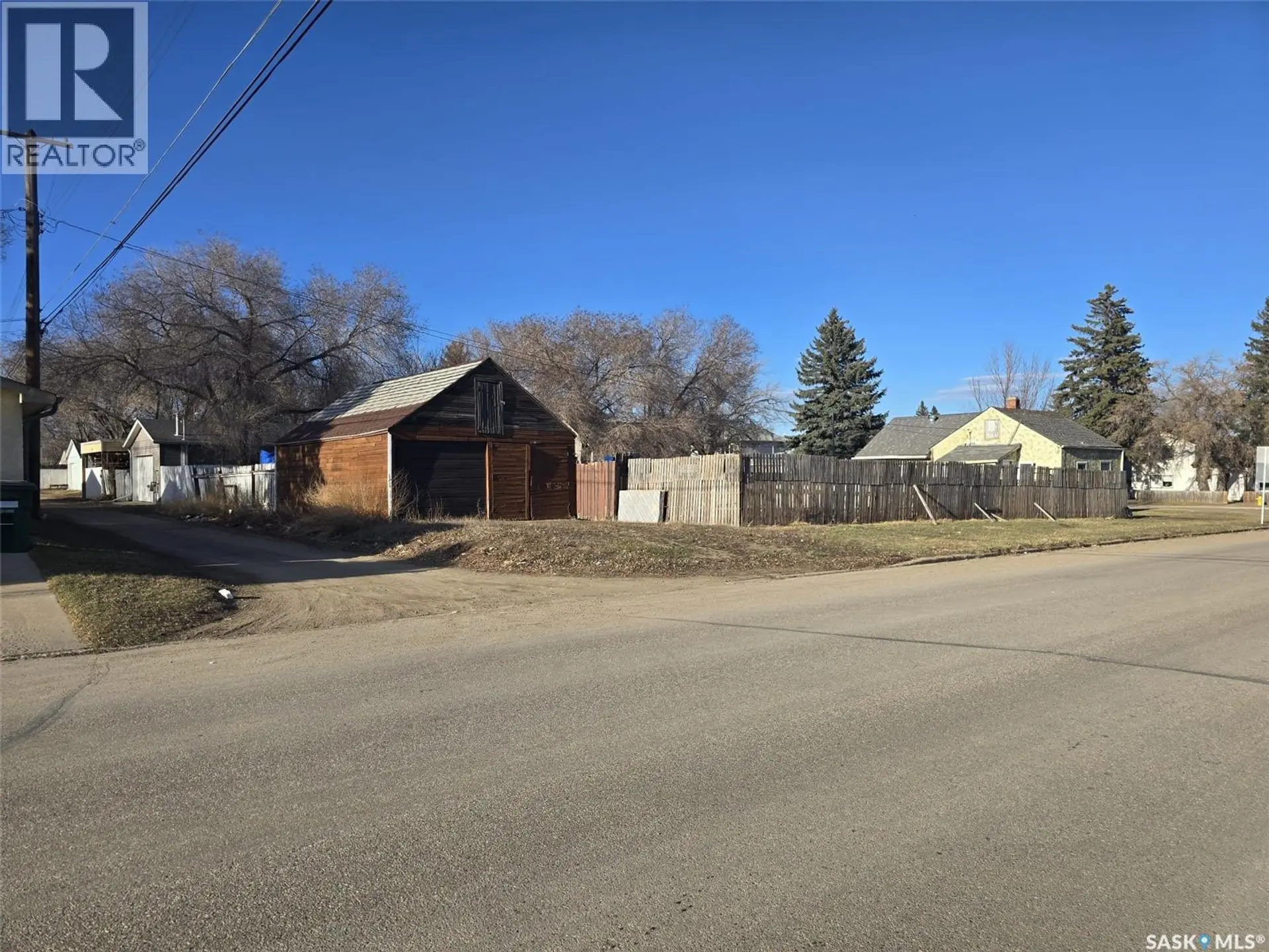 201 R AVENUE N - Image 5