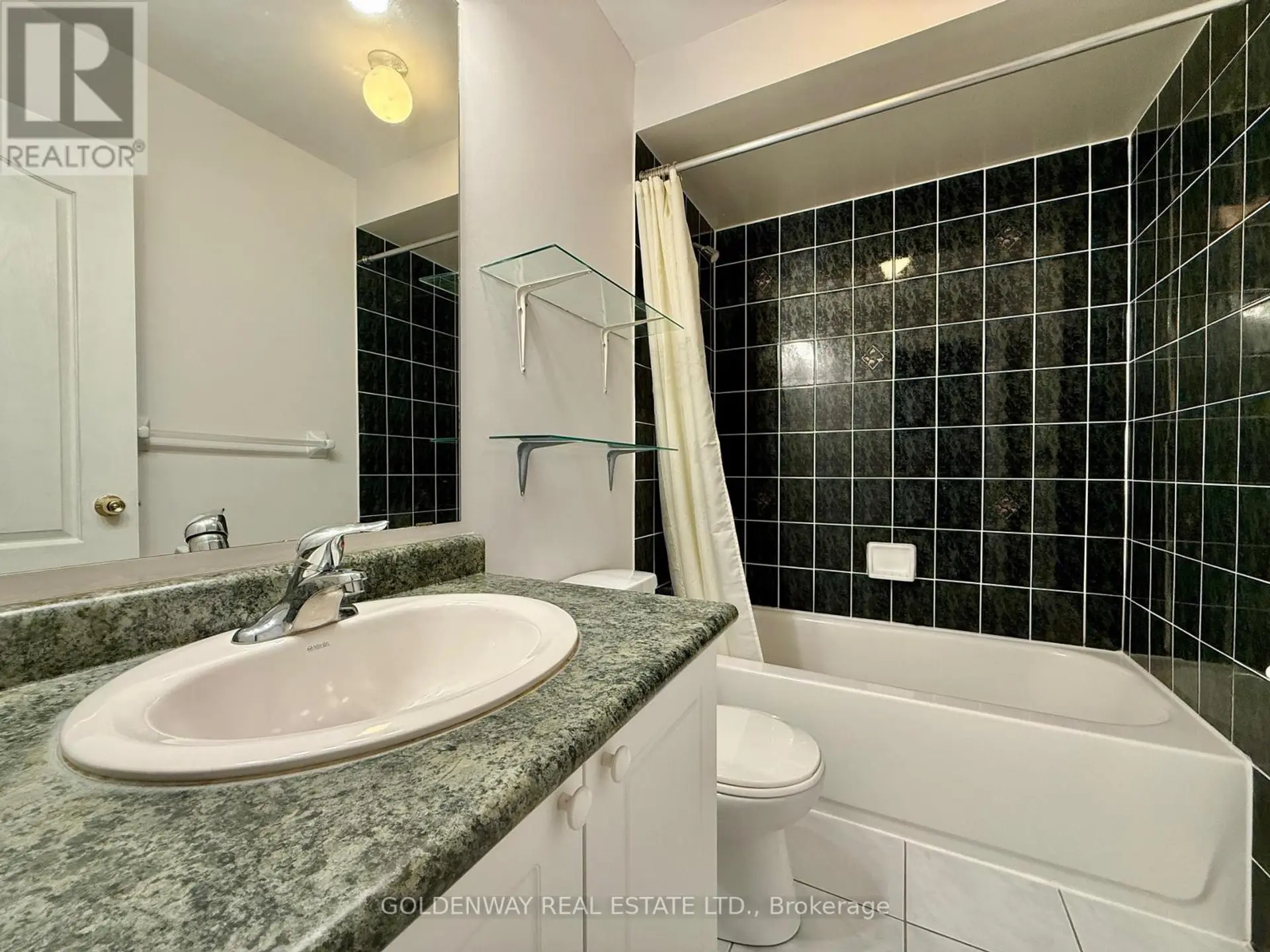 121 MIKE MYERS DRIVE - Image 13