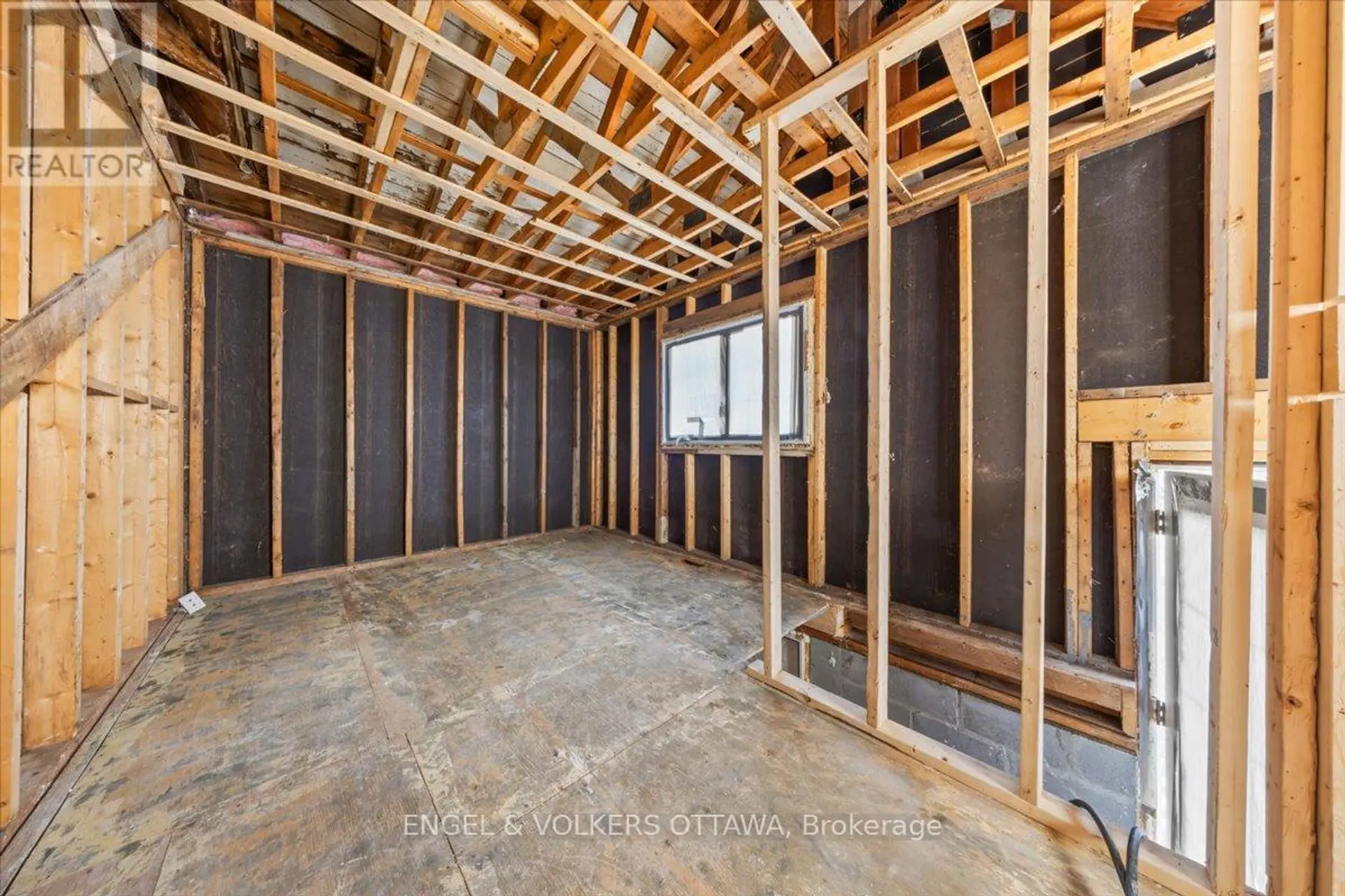 801 ST JEAN STREET - Image 11