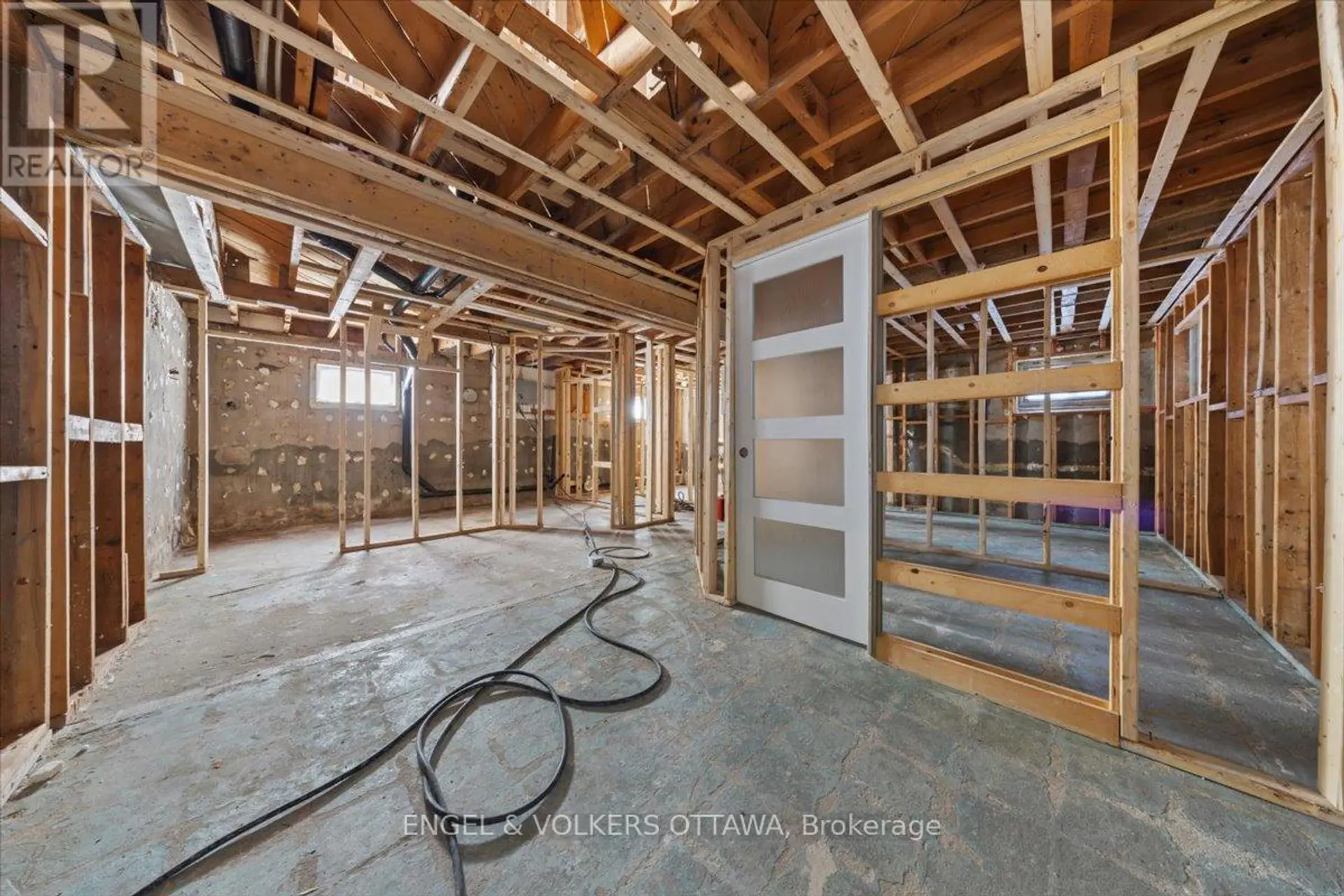 801 ST JEAN STREET - Image 17