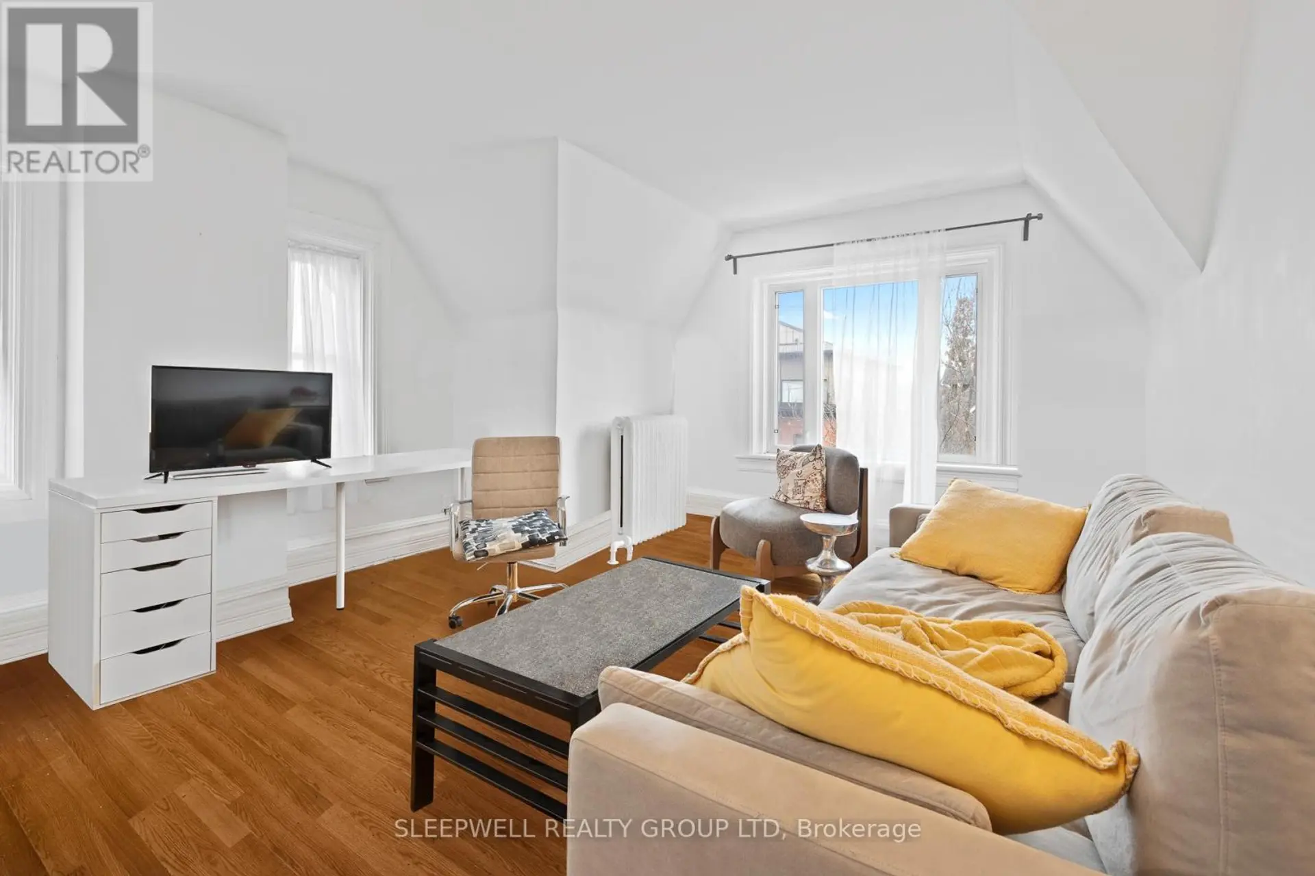 84 FOURTH AVENUE - Image 18
