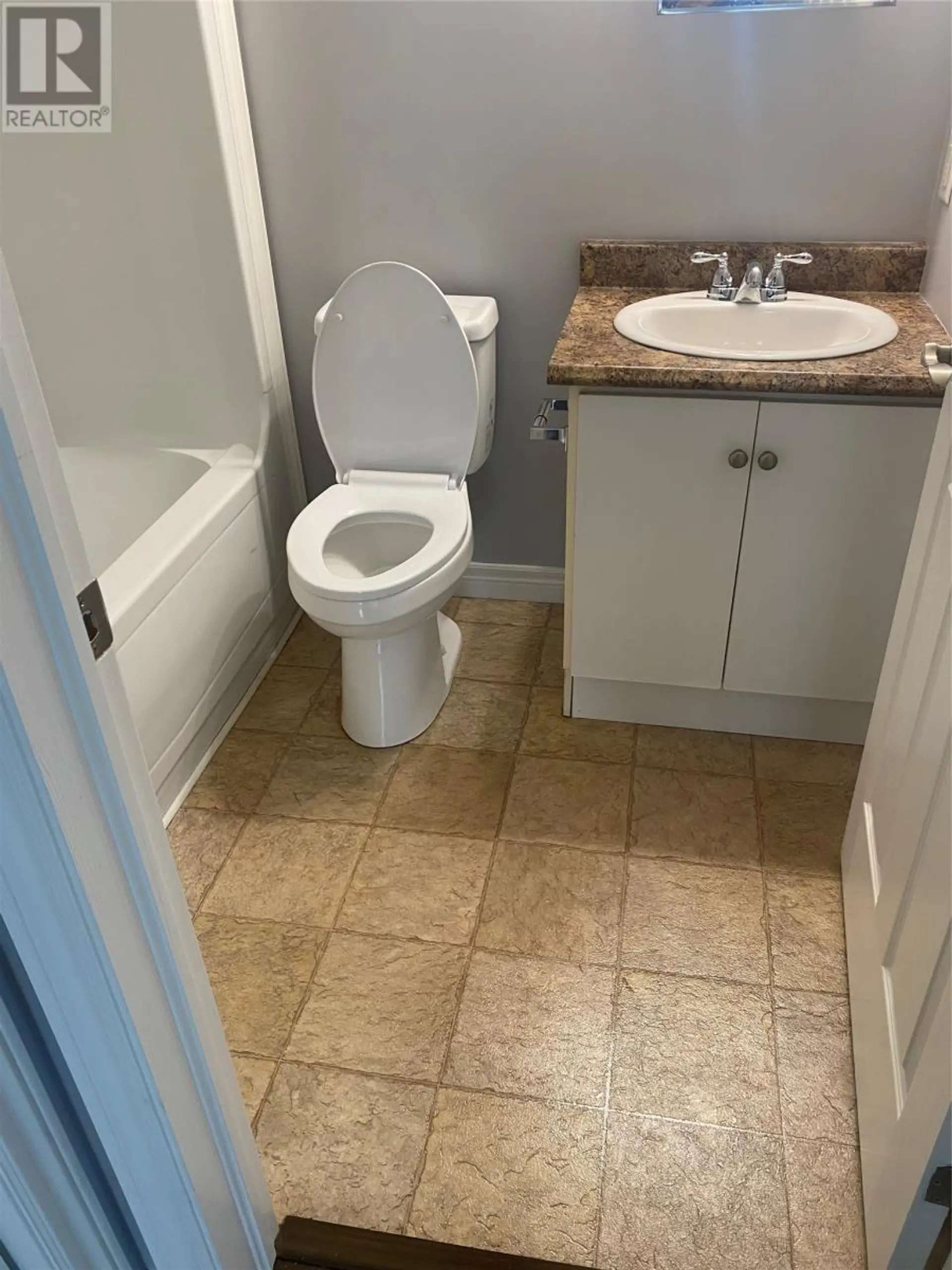 Property at 8 JAYCEE PLACE, St. John's, NL