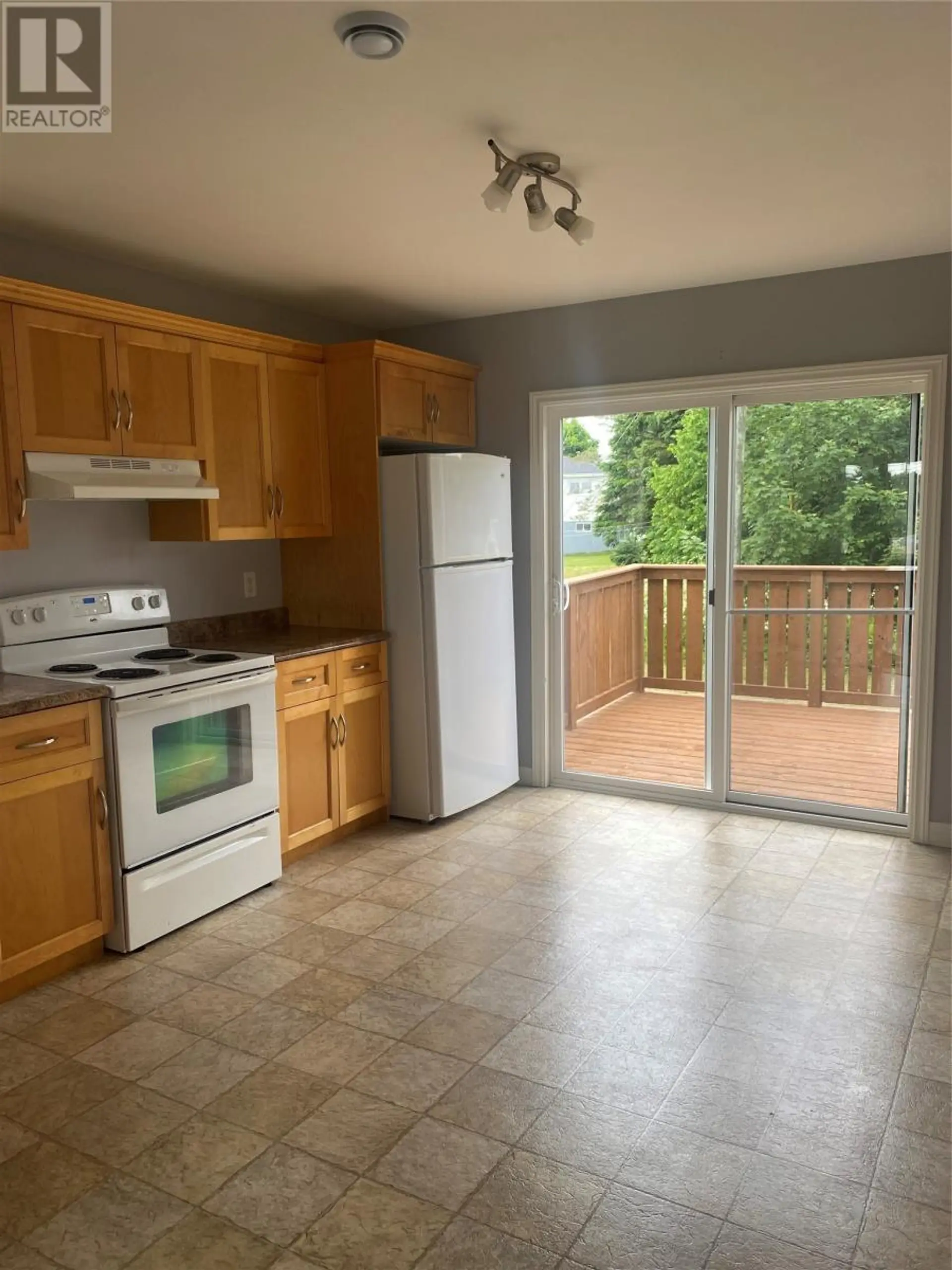 Property at 8 JAYCEE PLACE, St. John's, NL