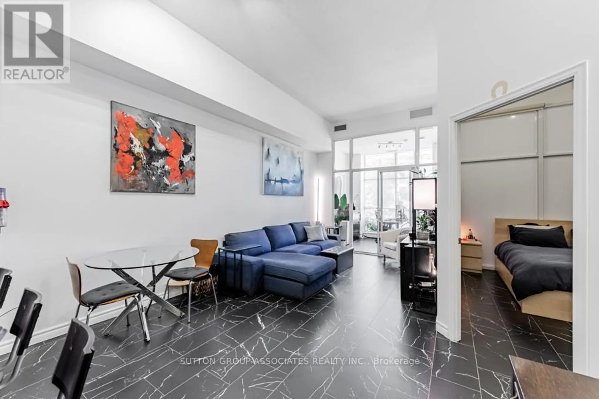 #110 628 FLEET STREET - Image 7