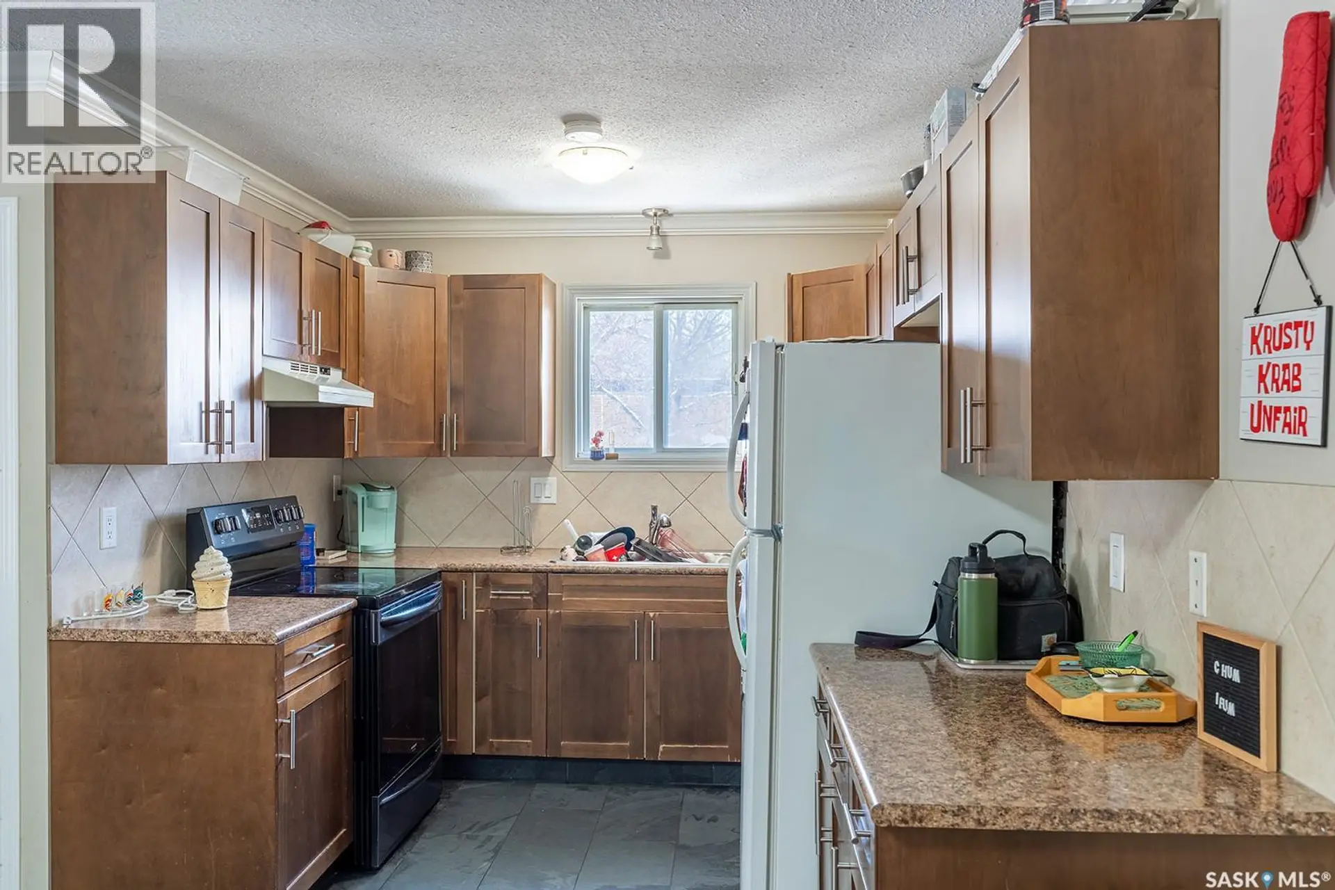 #B 1014 Colony STREET - Image 6