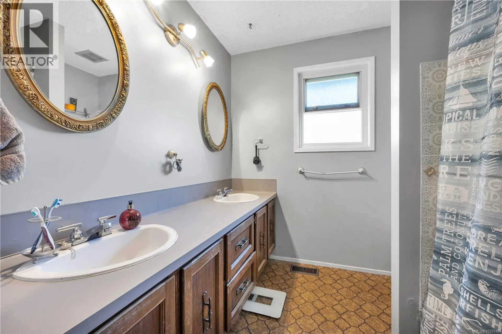 Property at 564 Nova St, Nanaimo, BC