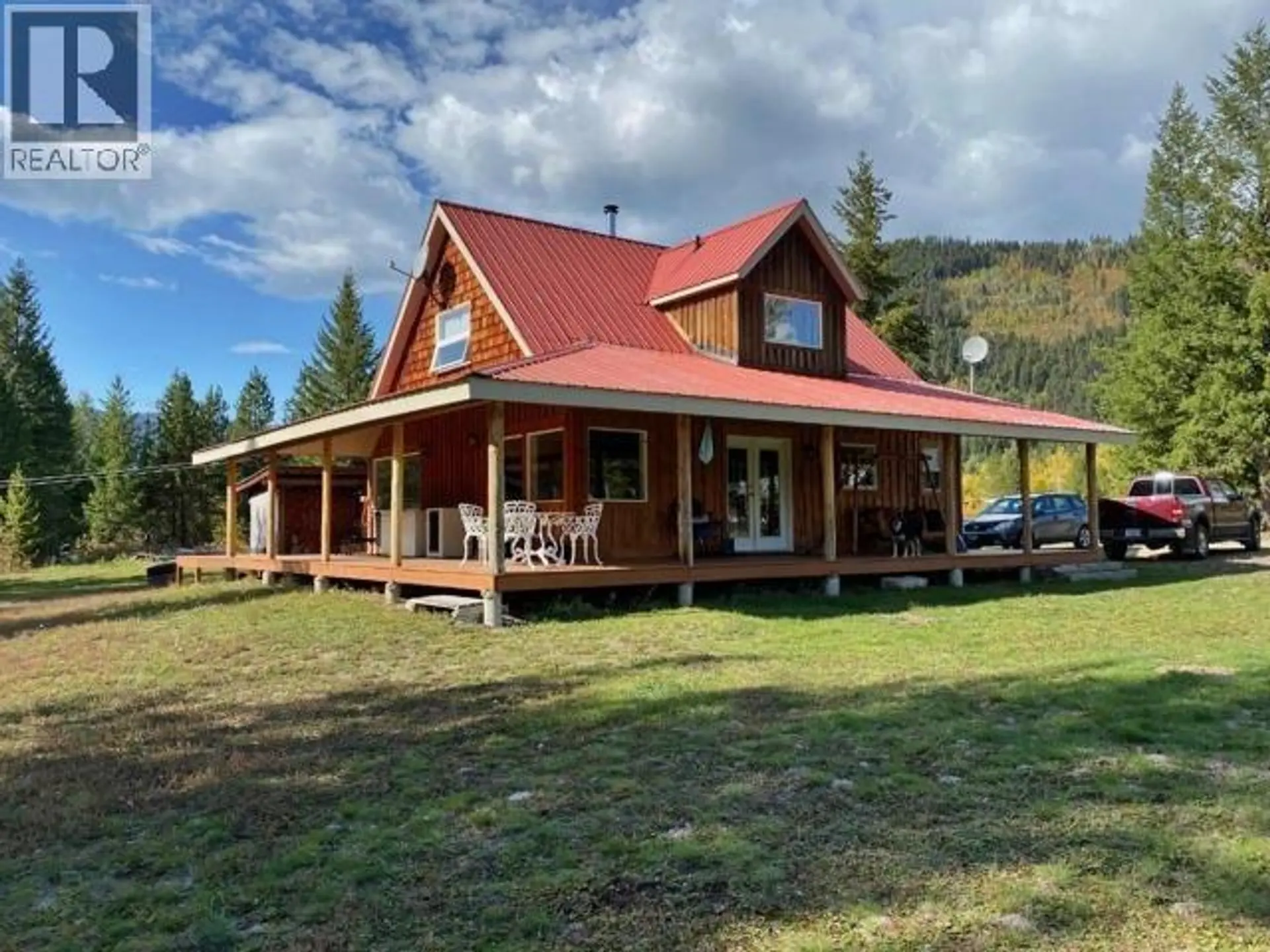 Property at 2916 BARRIERE LAKES Road, Barriere, BC