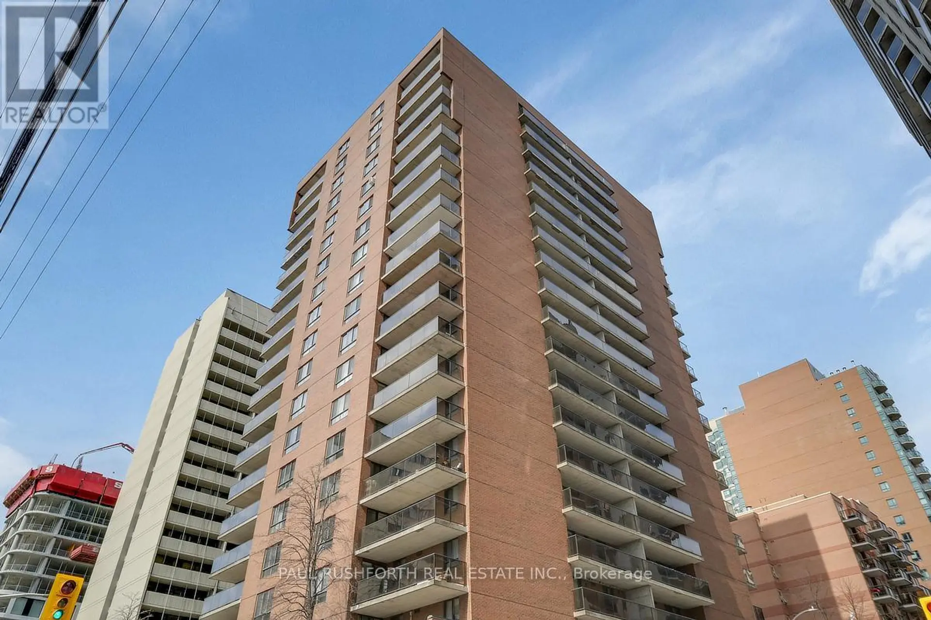 #1703 475 LAURIER AVENUE W - Image 2