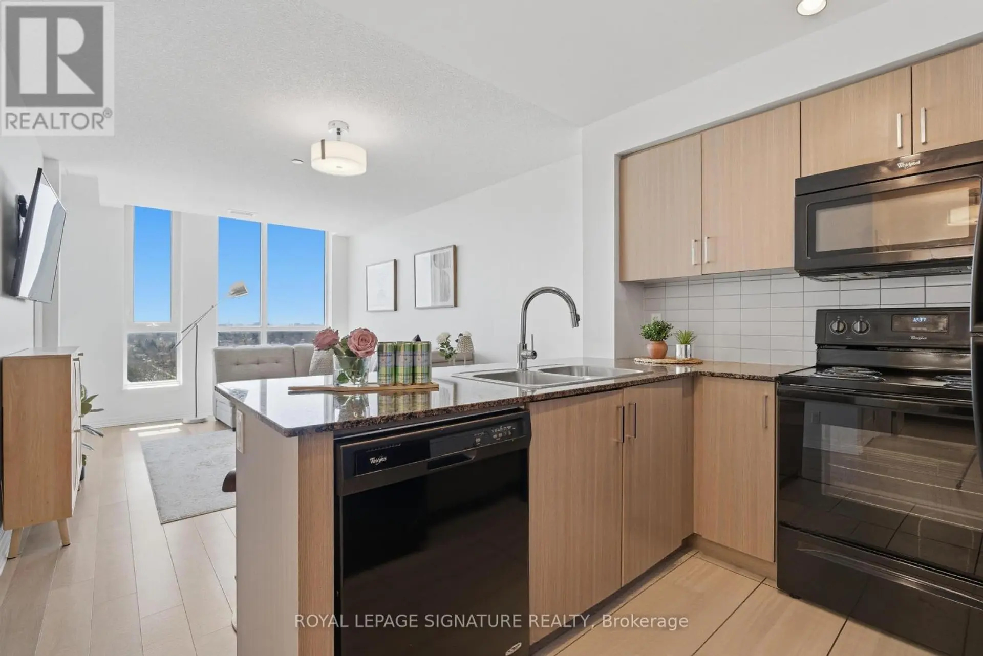 #1116 80 ESTHER LORRIE DRIVE - Image 6
