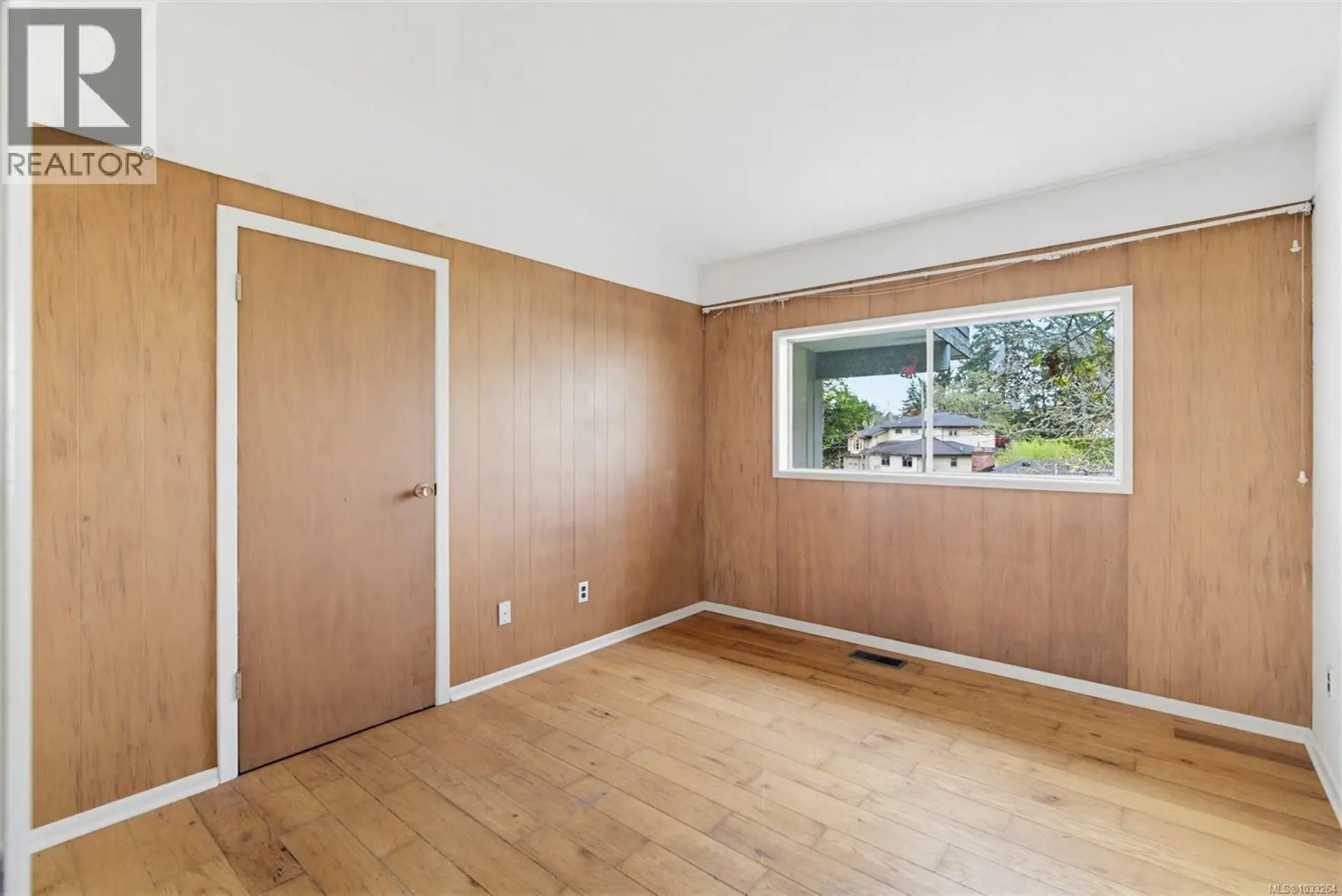 Property at 247 Glenairlie Dr, View Royal, BC