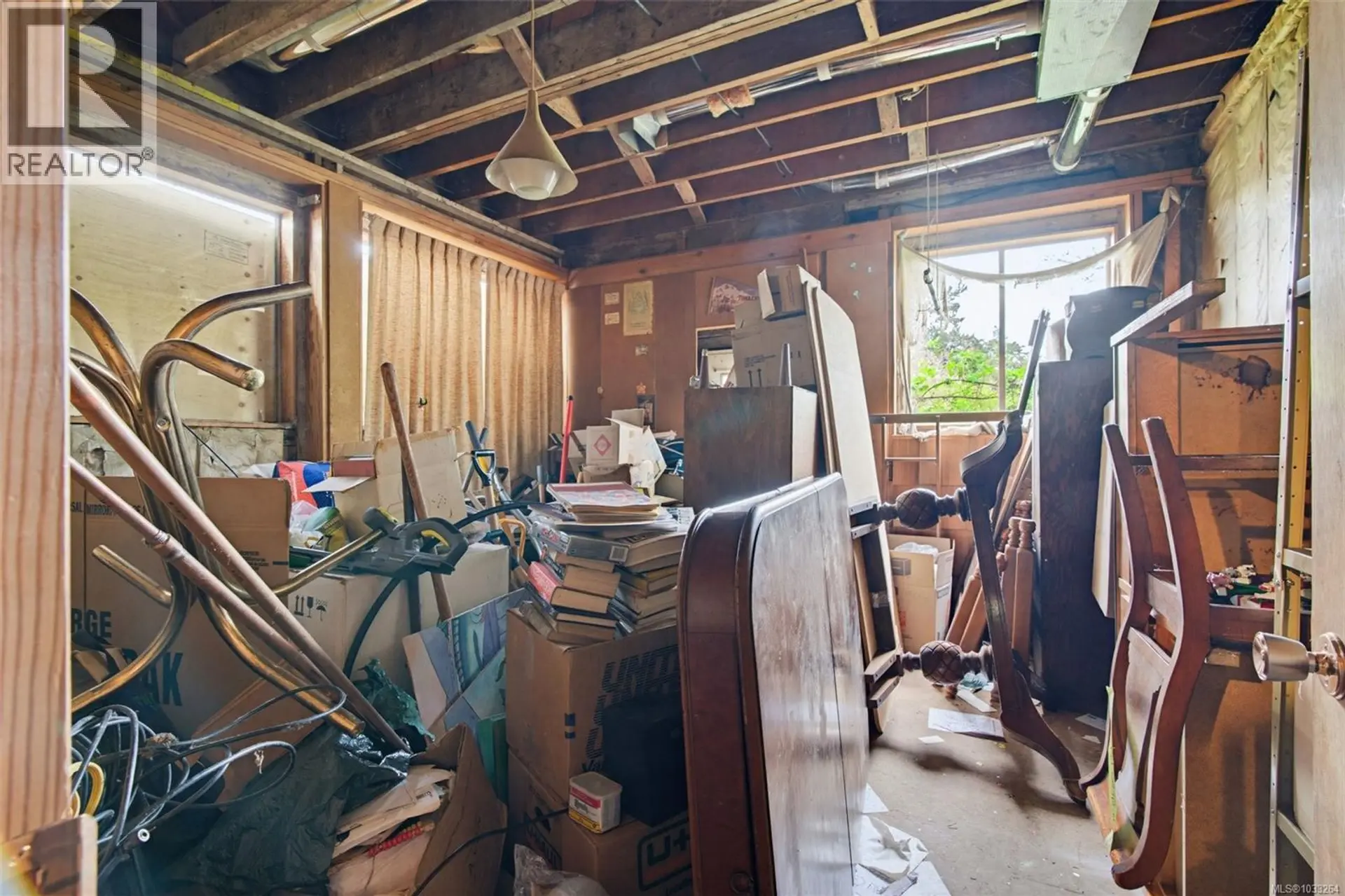 Property at 247 Glenairlie Dr, View Royal, BC