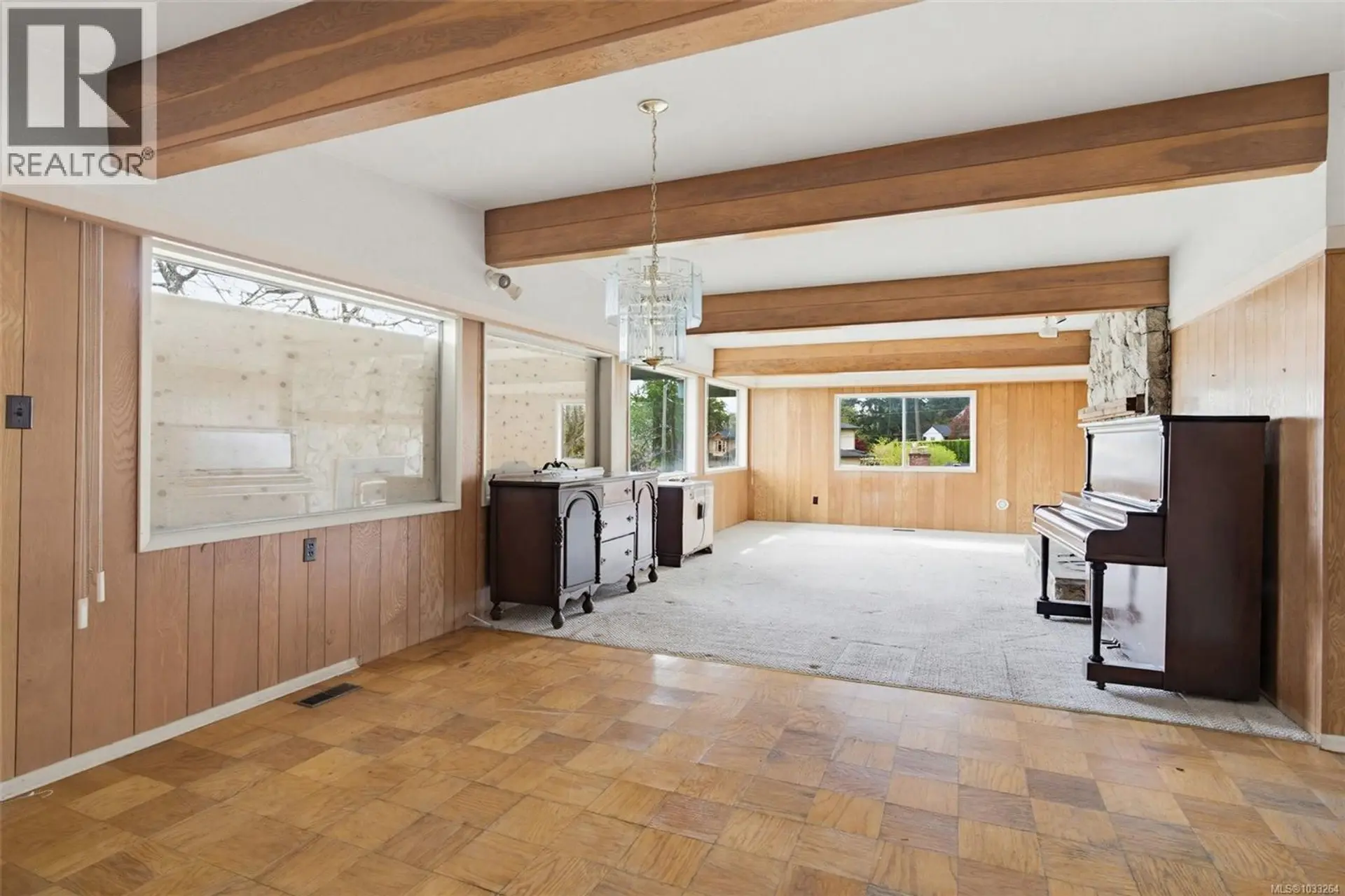 Property at 247 Glenairlie Dr, View Royal, BC