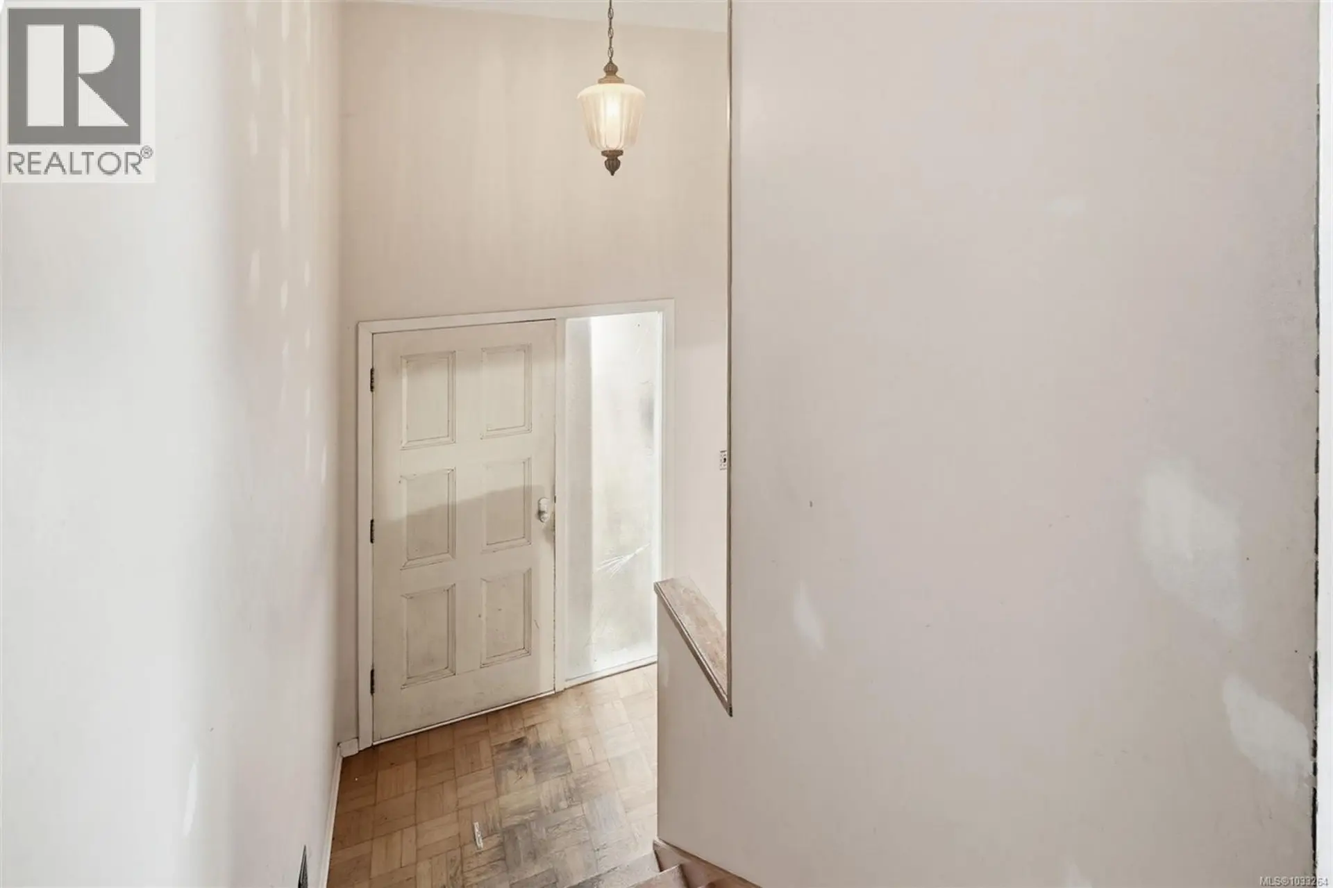 Property at 247 Glenairlie Dr, View Royal, BC