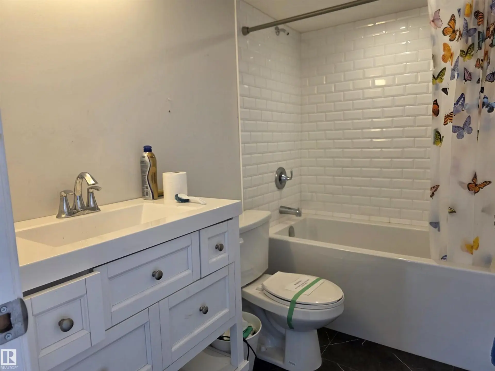 [private address] - Image 5