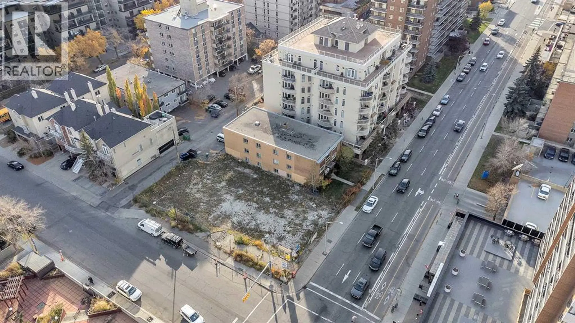 1309 12 AVENUE SW - Image 8