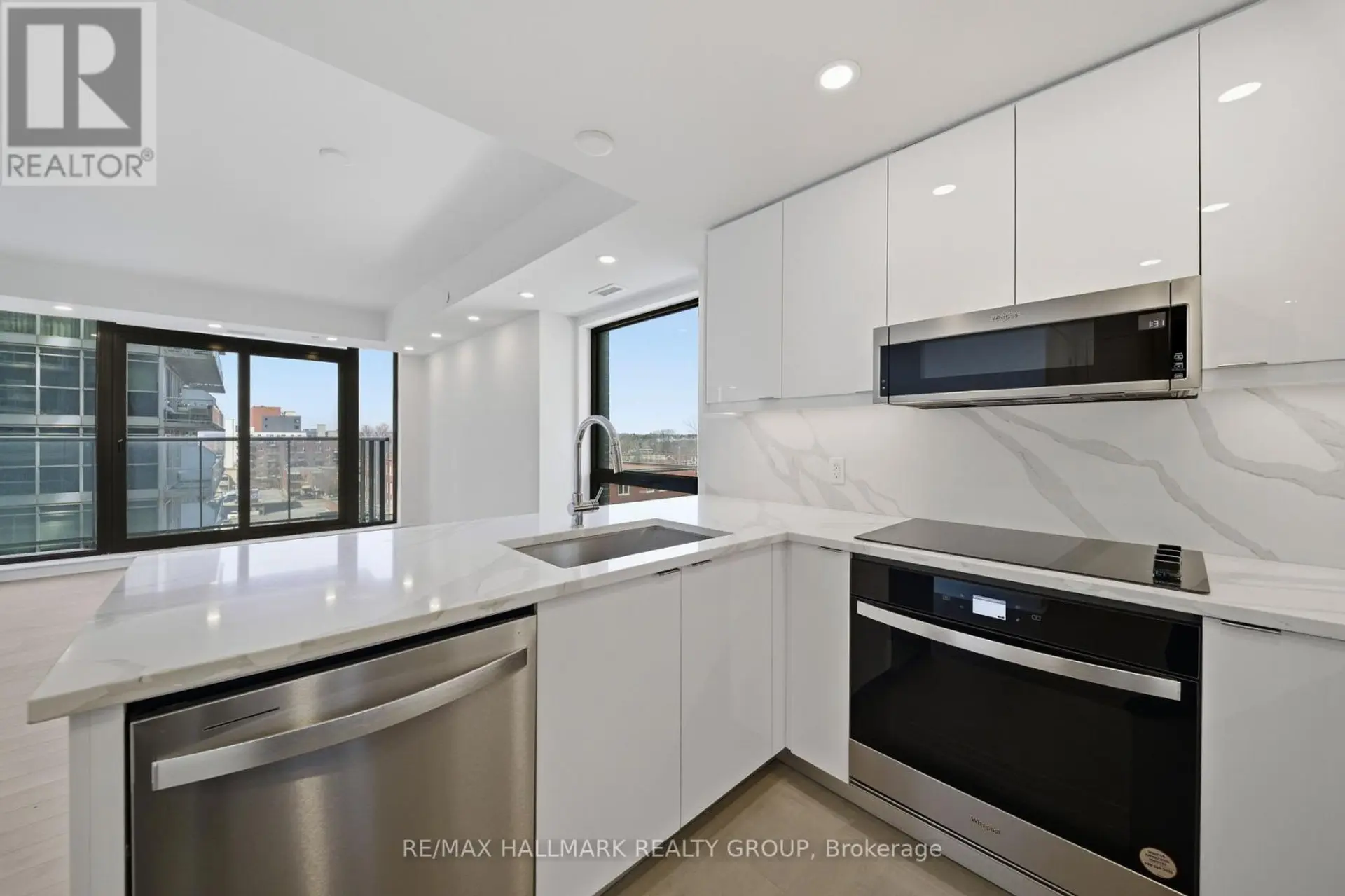 #1407 180 GEORGE STREET - Image 8