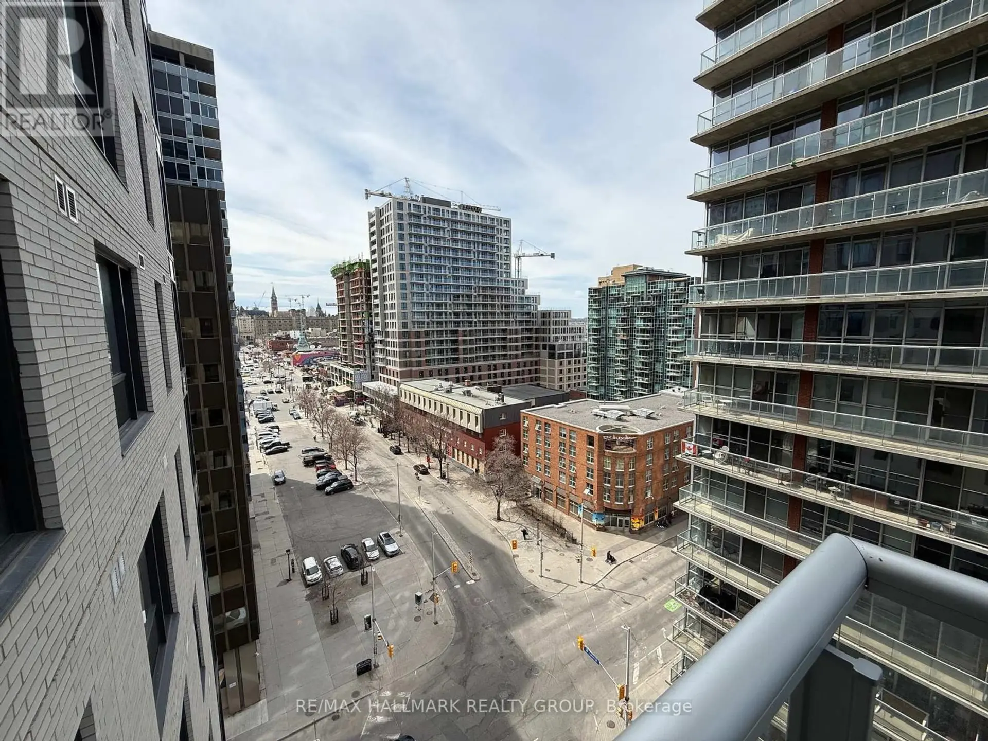 #1004 180 GEORGE STREET - Image 10