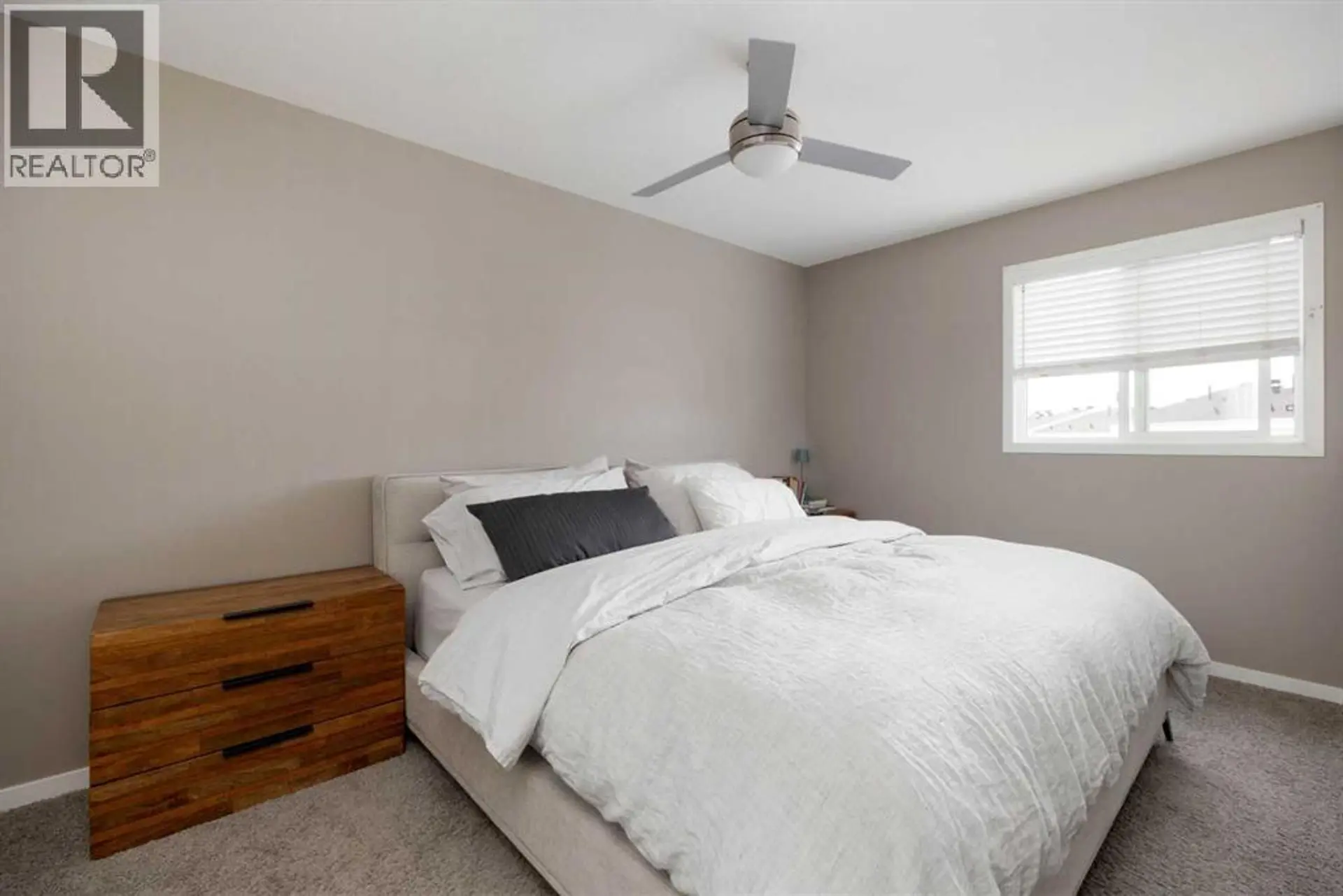 #14 711 BEACON HILL DRIVE - Image 10