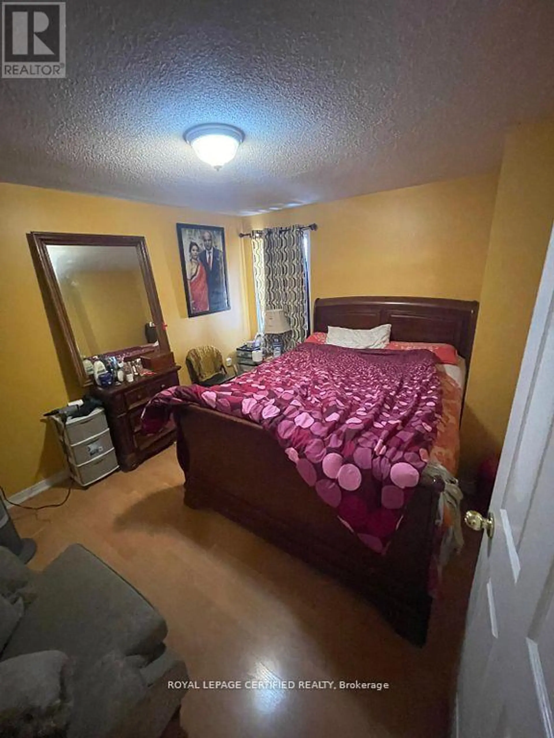 42 WOOLISTON CRESCENT - Image 7
