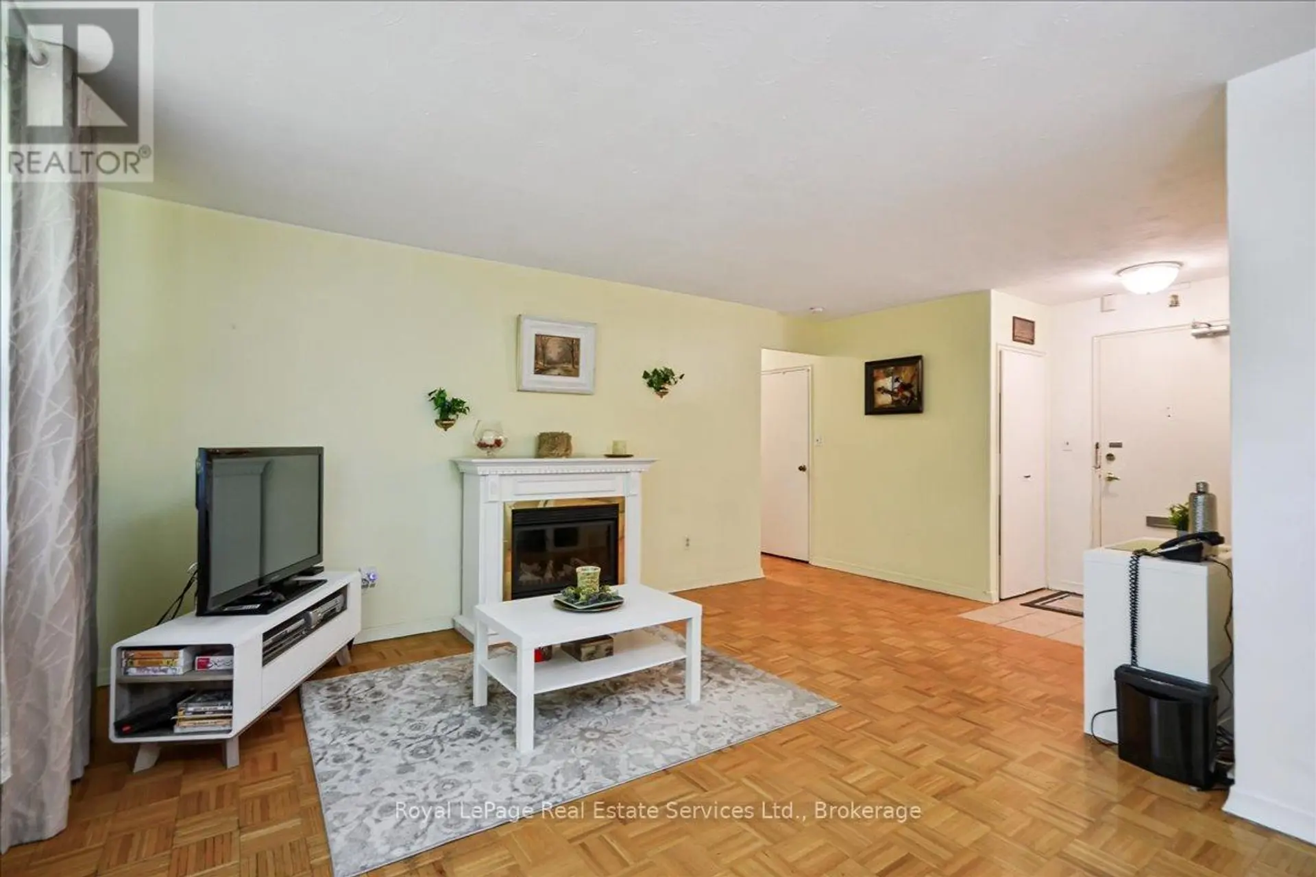 #203 100 COE HILL DRIVE - Image 9