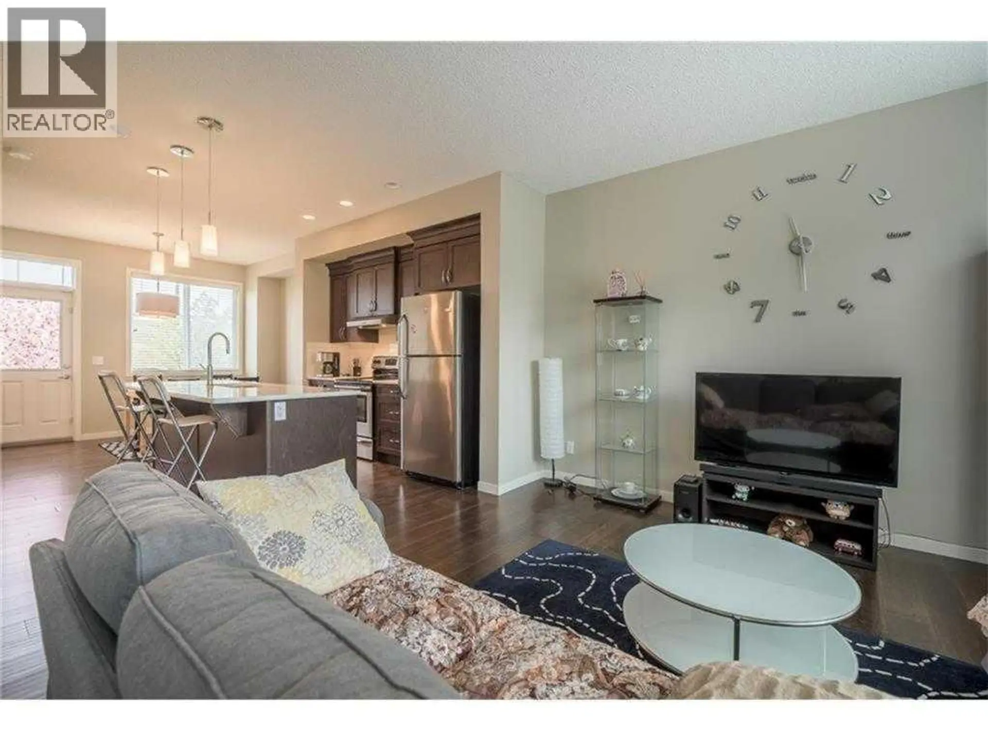 538 Panatella Walk NW - Image 2