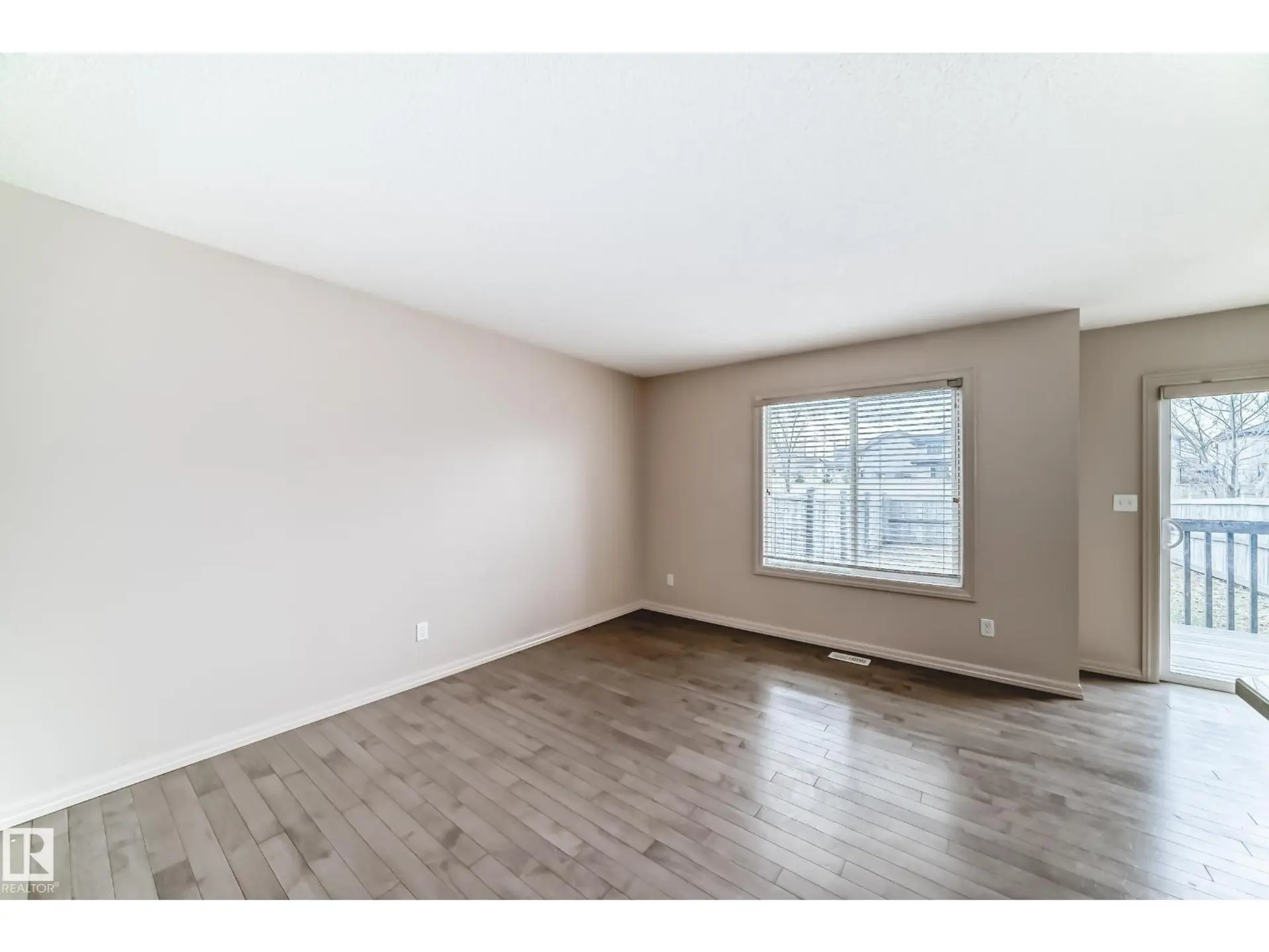 1285 CUNNINGHAM DR SW - Image 4