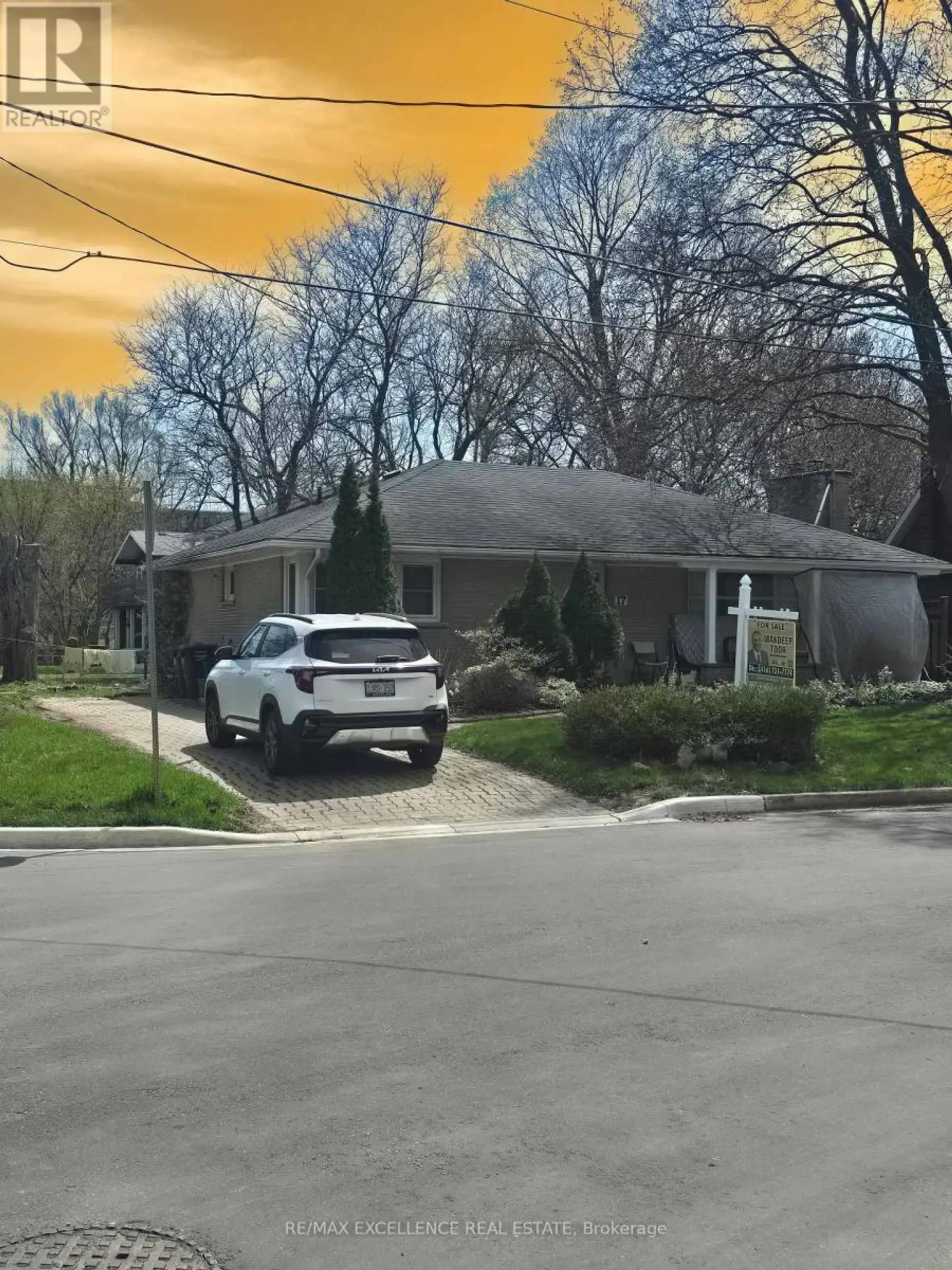17 ARMSTRONG STREET - Image 4