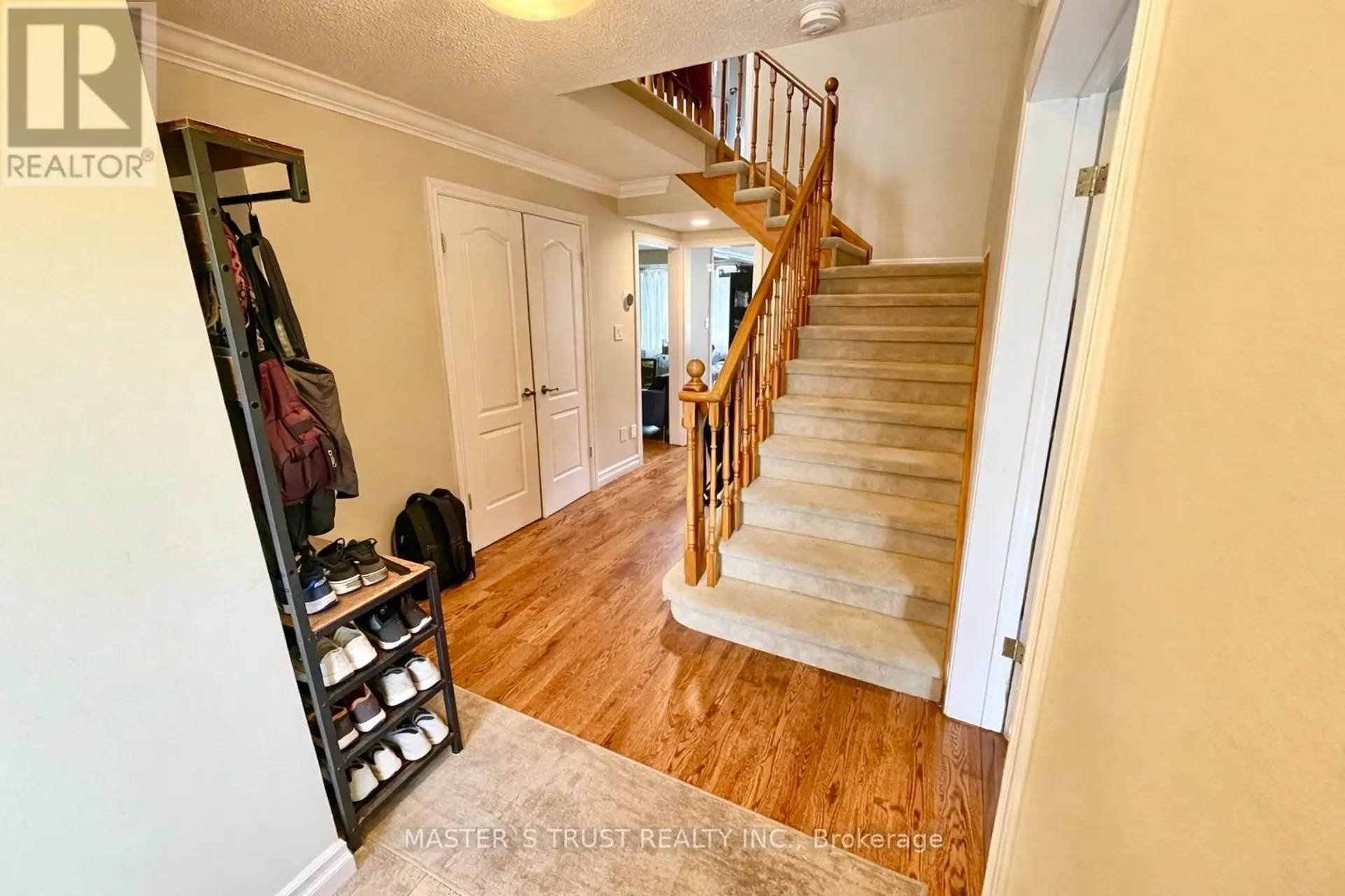 112 KRIEGHOFF AVENUE - Image 8