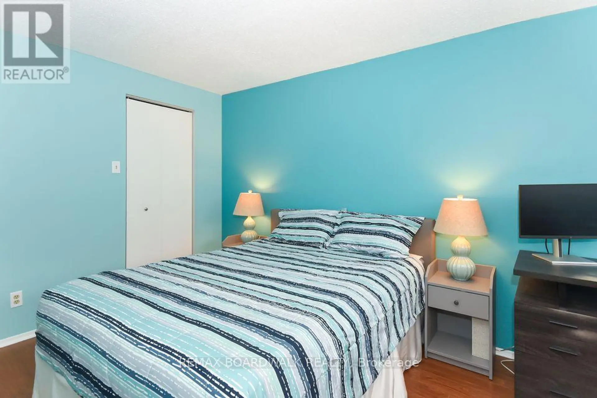 #87A 758 ST. ANDRE DRIVE - Image 13