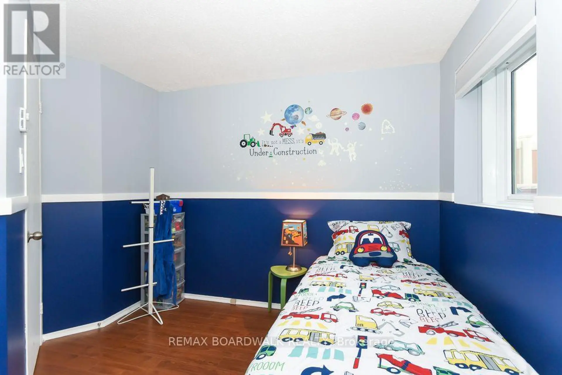 #87A 758 ST. ANDRE DRIVE - Image 14