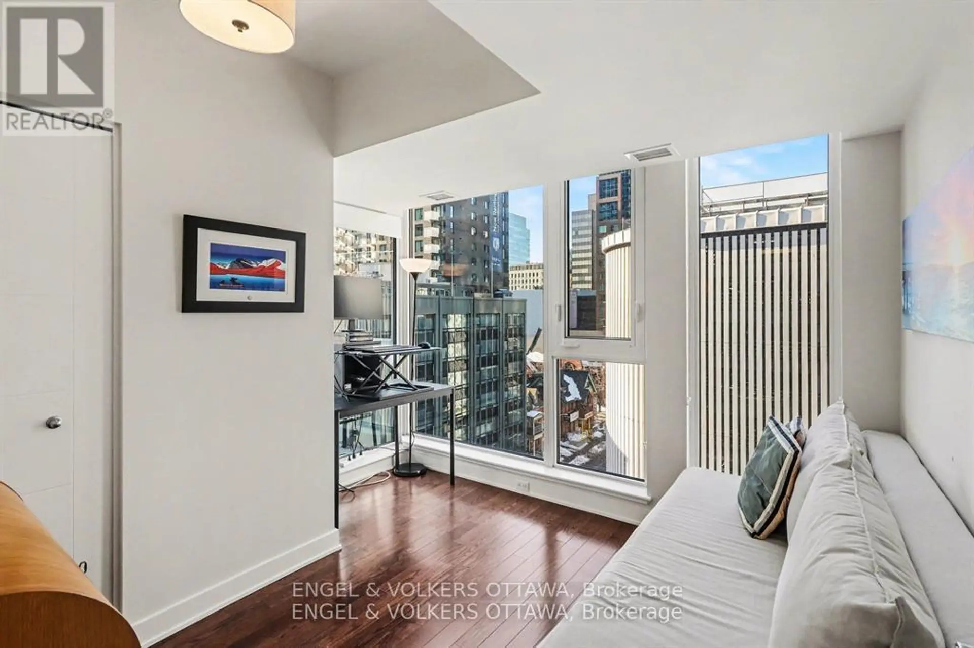 #701 179 METCALFE STREET - Image 9
