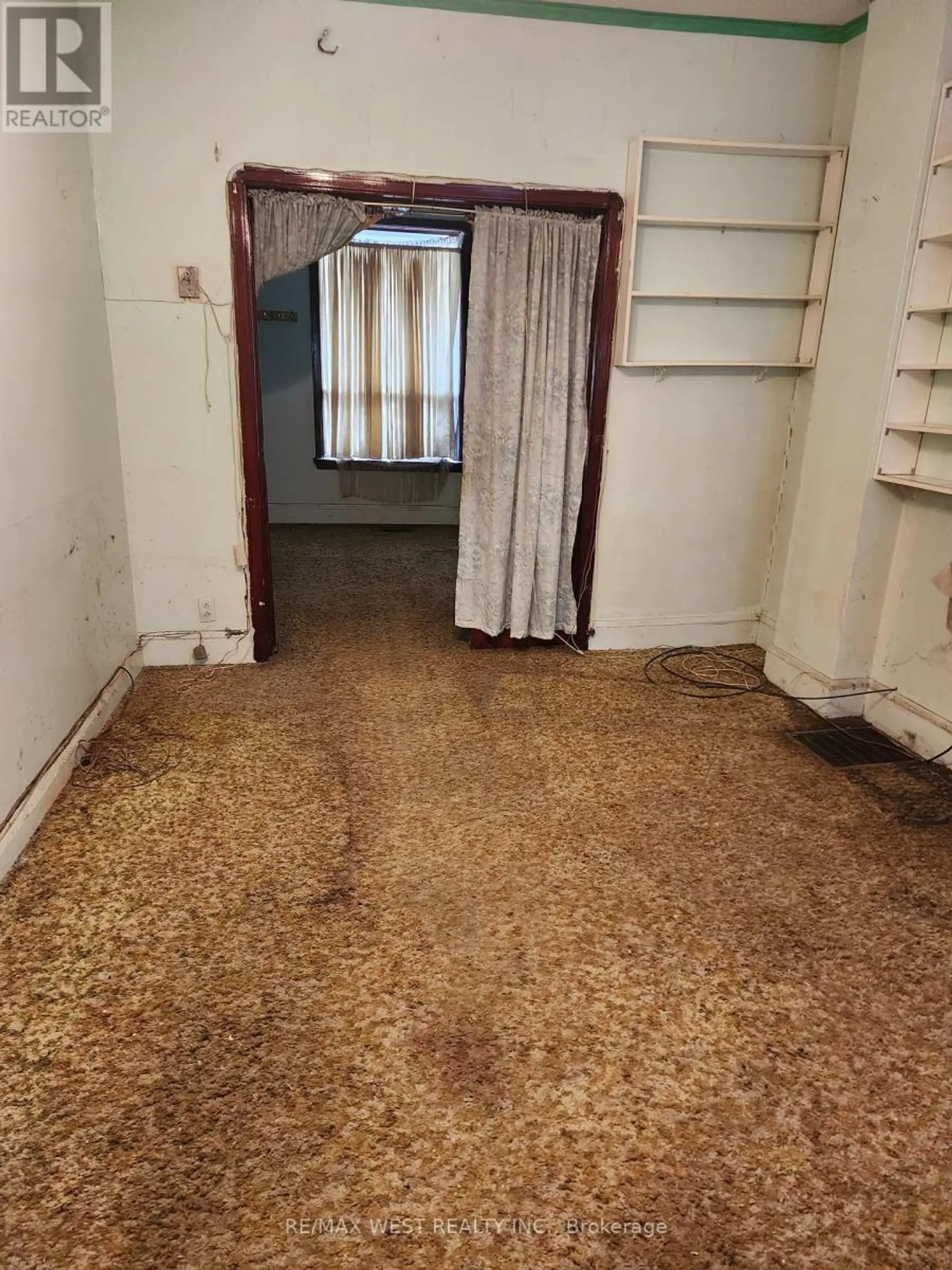 415 SYMINGTON AVENUE - Image 7