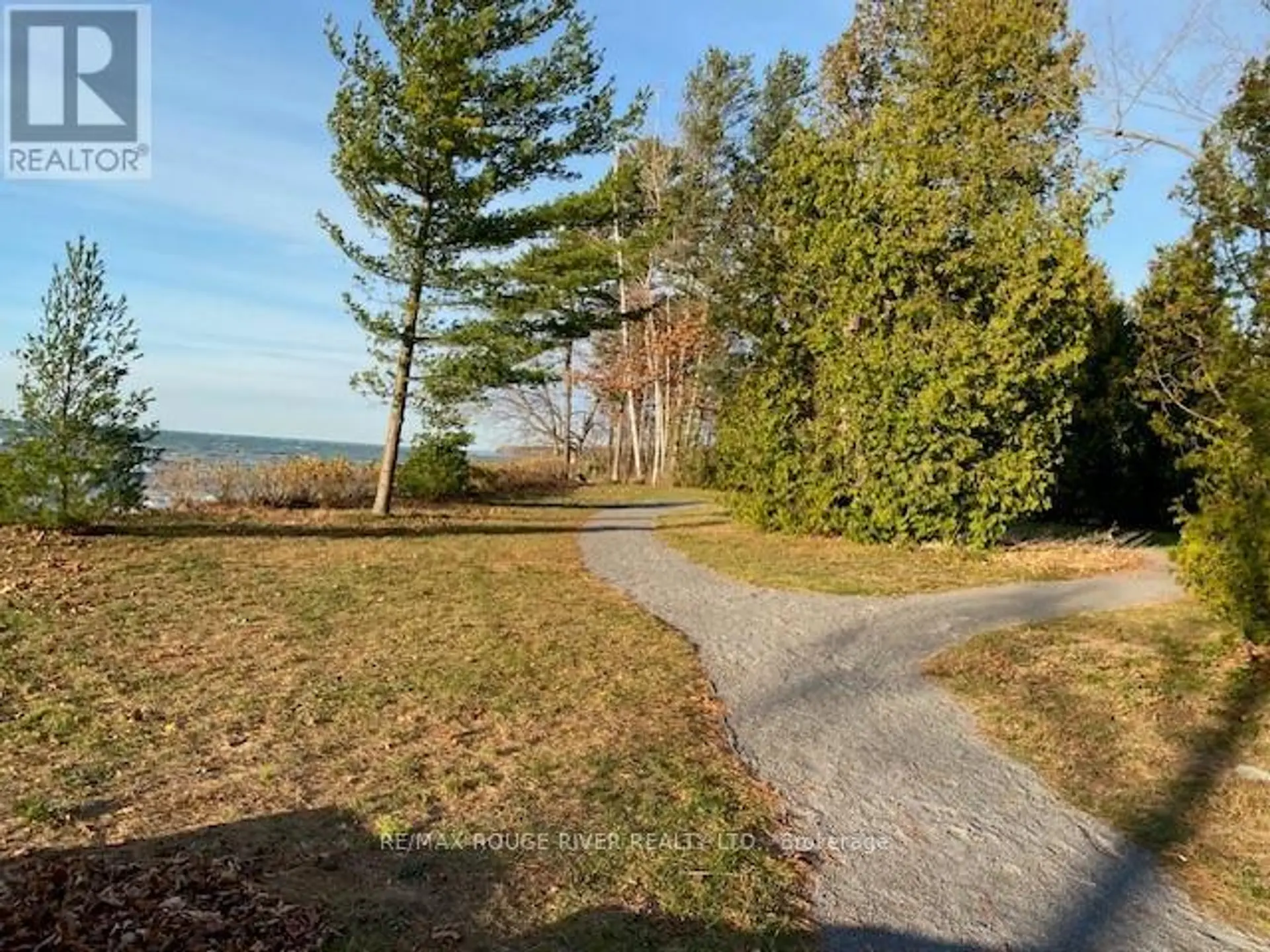 204 SUZANNE MESS BOULEVARD - Image 4