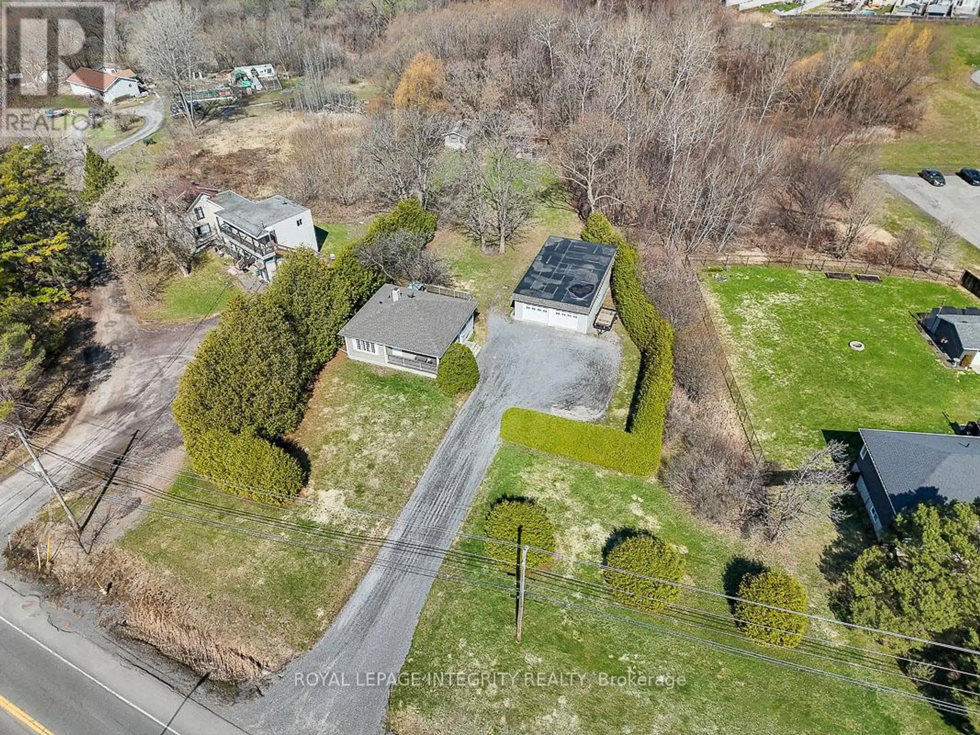 1099 OLD MONTREAL ROAD - Image 8
