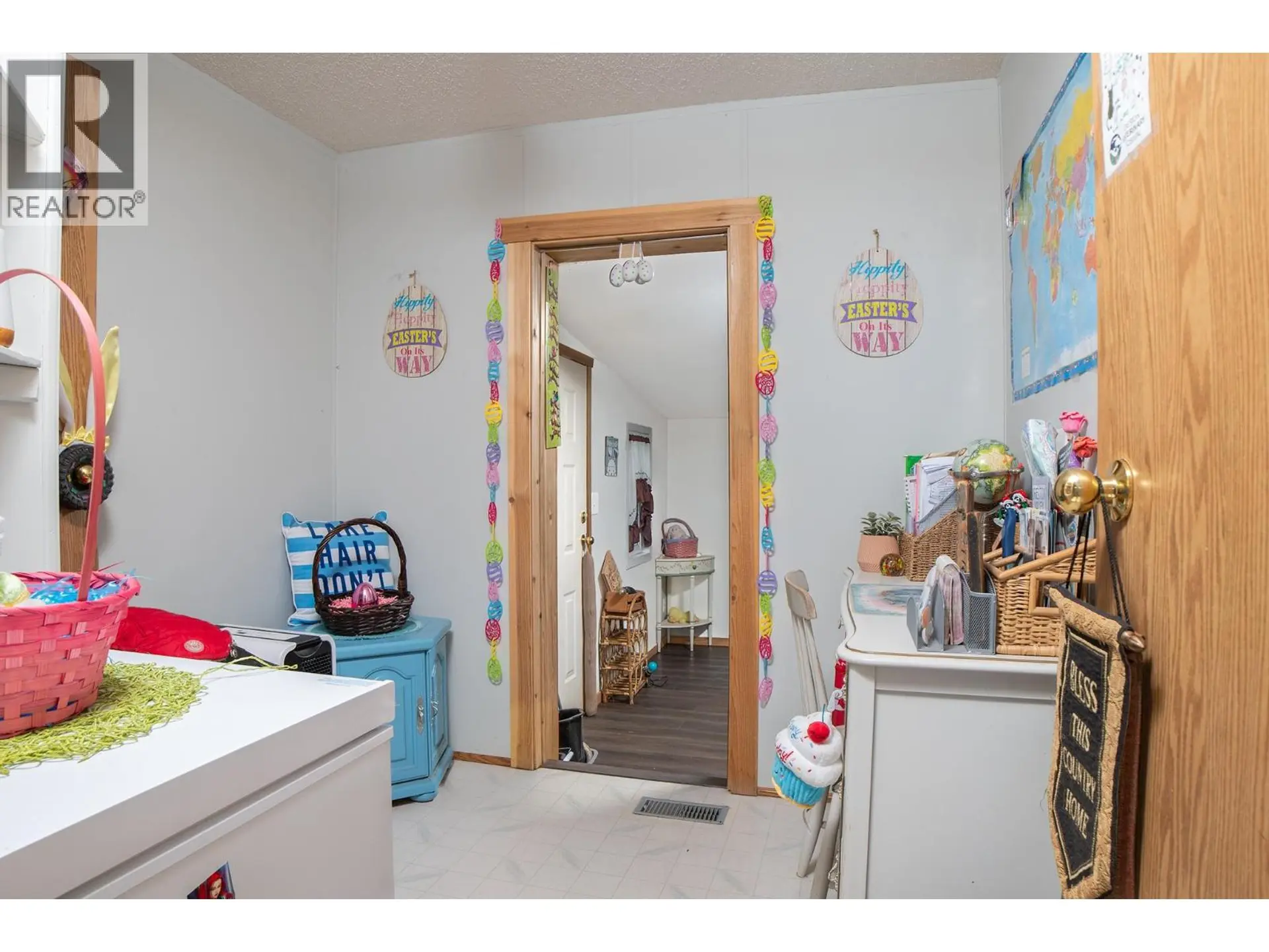 Property at 5702 BERTHA Avenue, Kitchener, BC