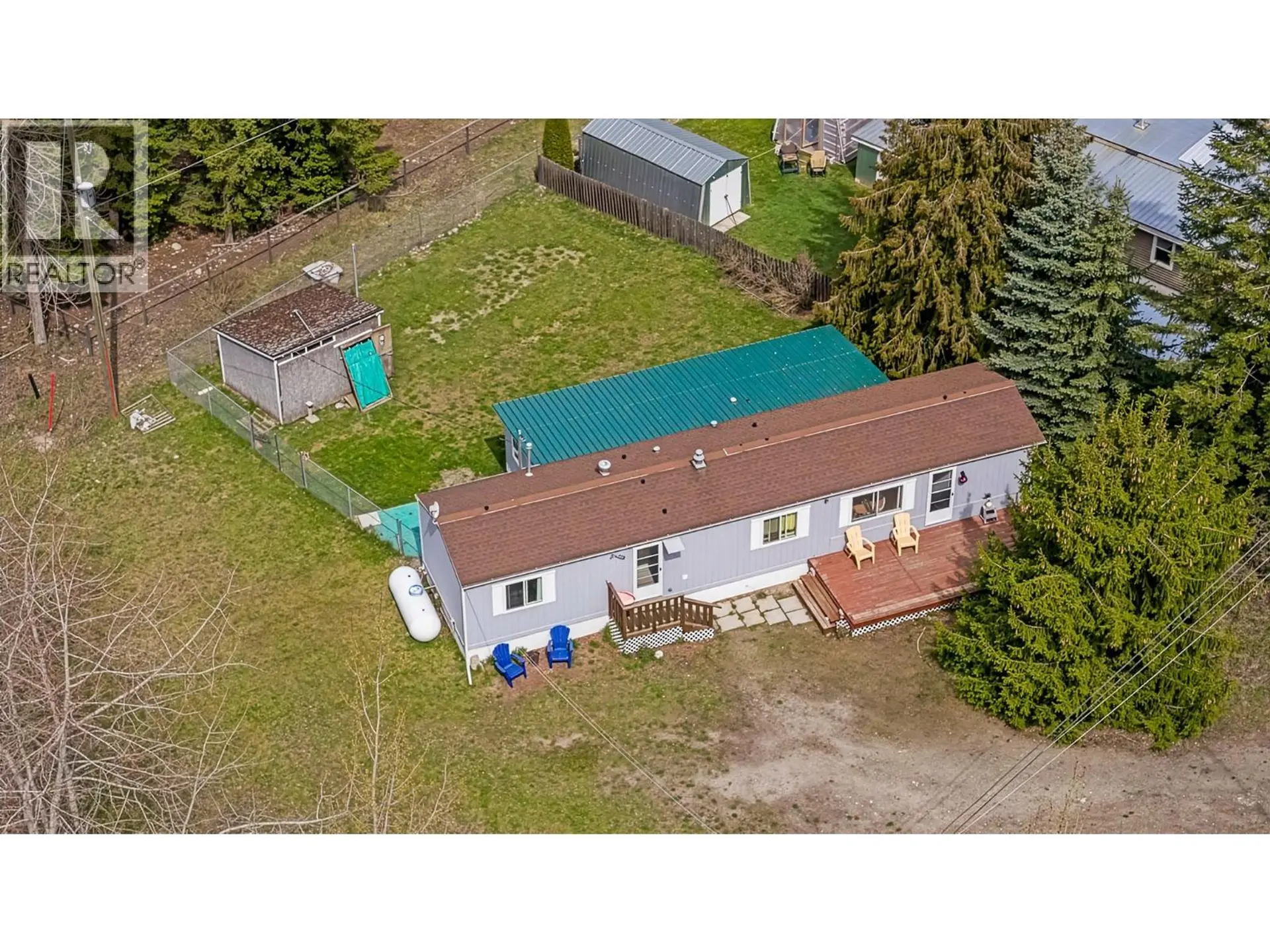 Property at 5702 BERTHA Avenue, Kitchener, BC