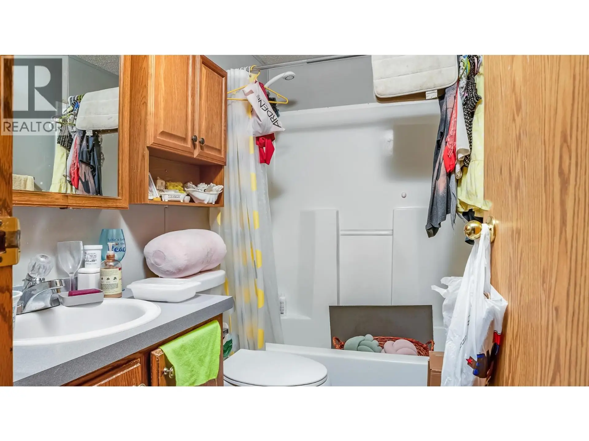 Property at 5702 BERTHA Avenue, Kitchener, BC