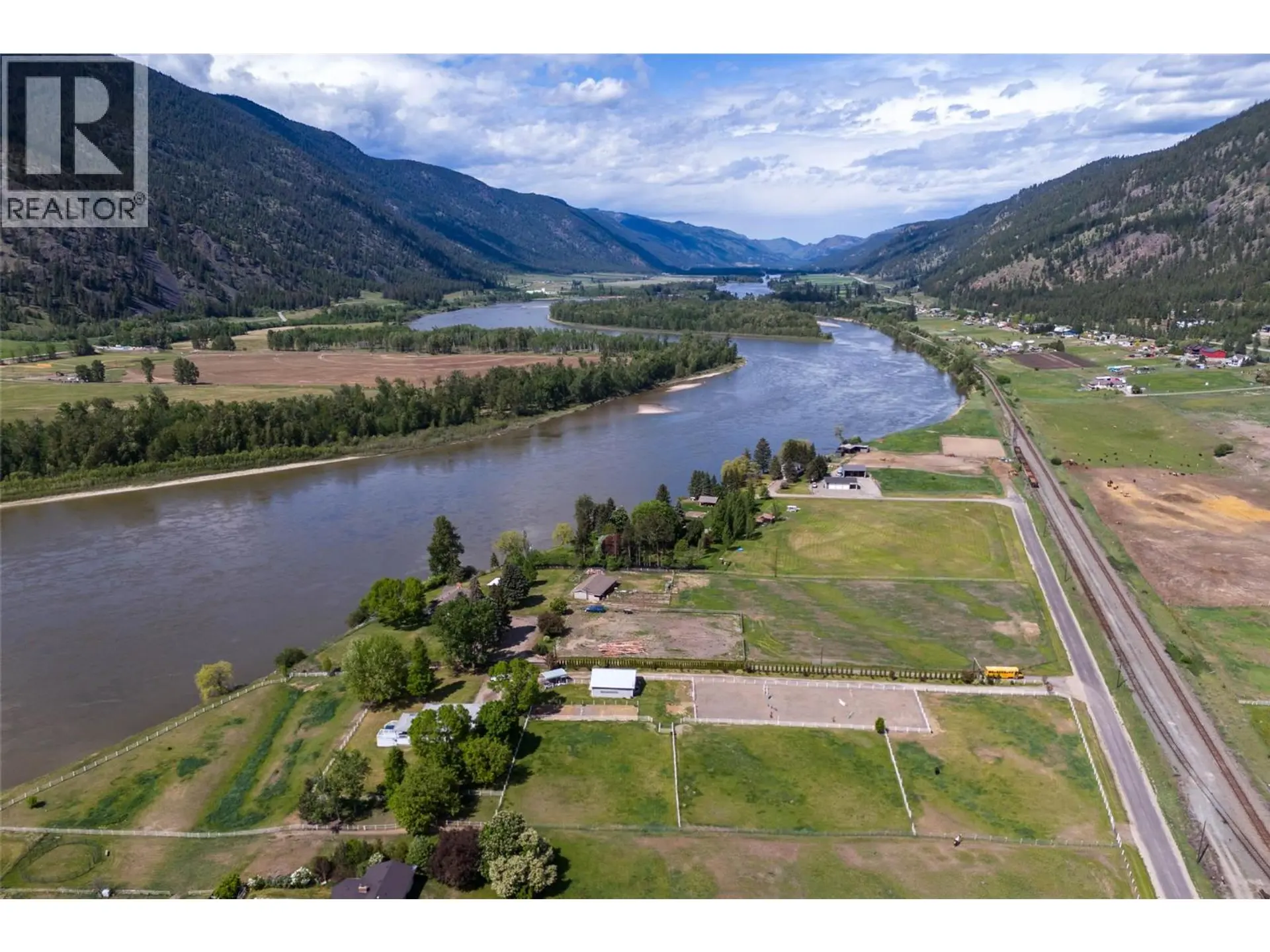Property at 8717 Veteran Road, Kamloops, BC