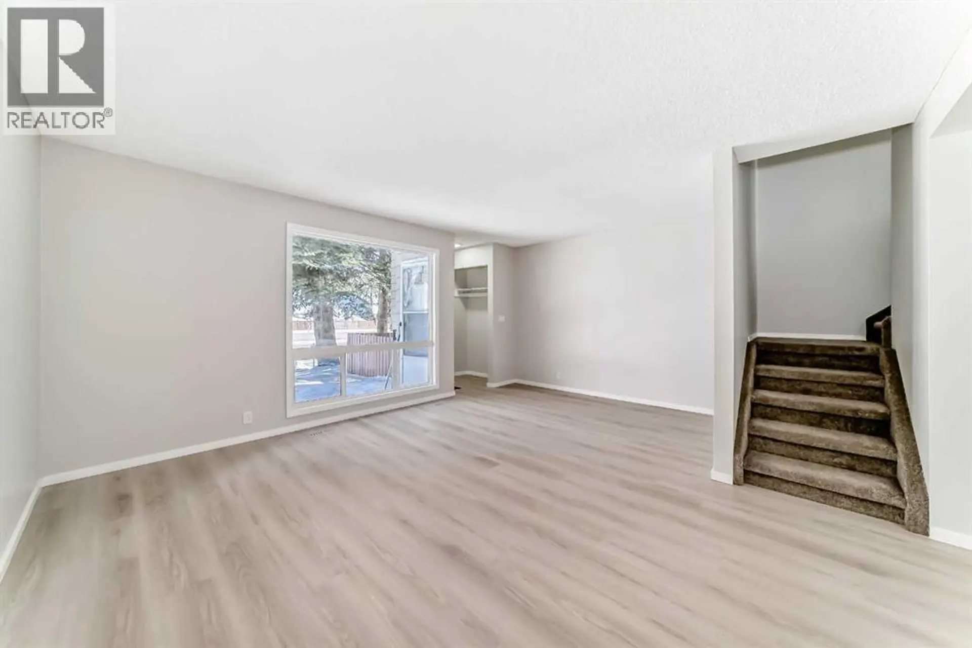 #56 7205 4 Street NE - Image 5