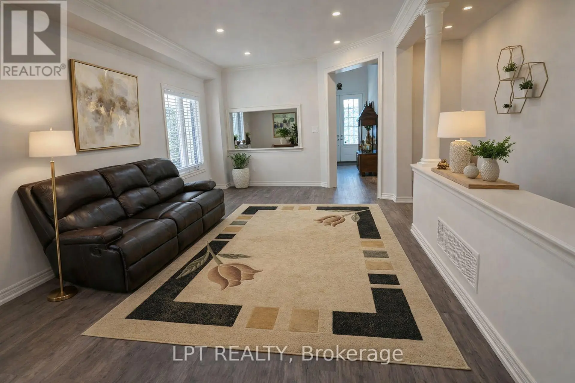 1852 GRANDVIEW STREET N - Image 4
