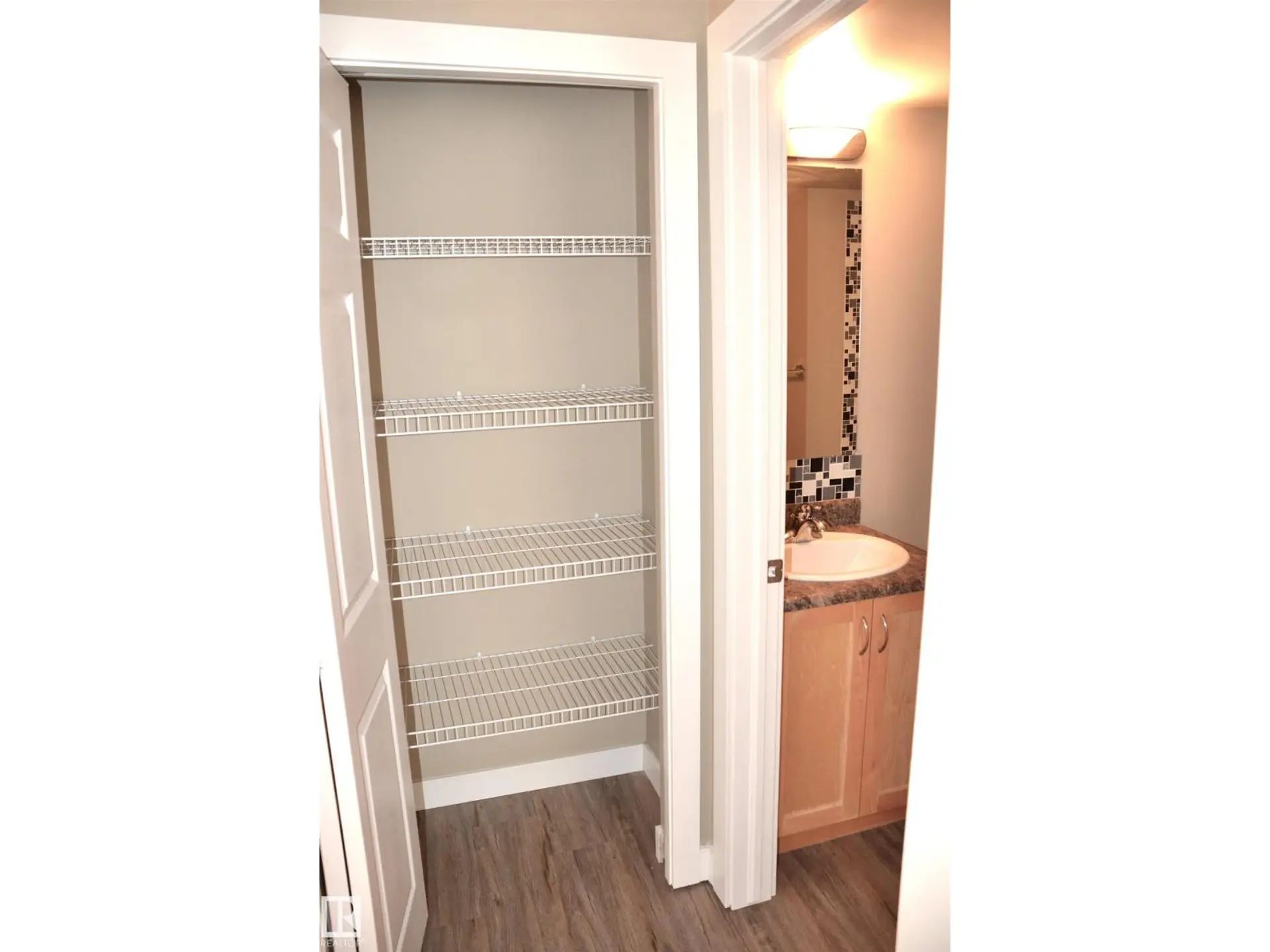 #103 920 156 ST NW NW - Image 11