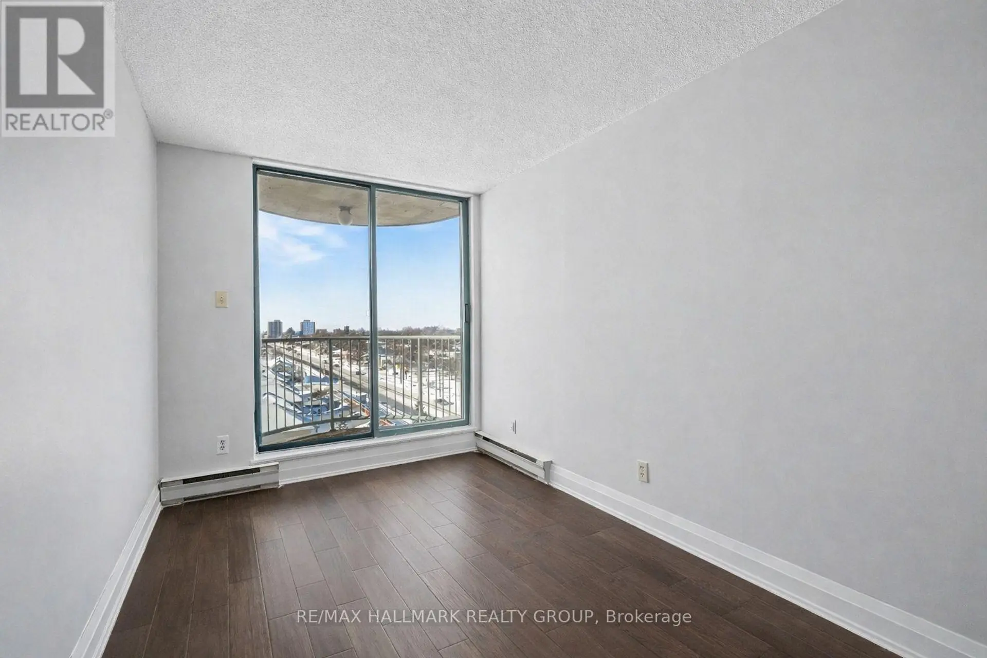 #801 1440 HERON ROAD - Image 10